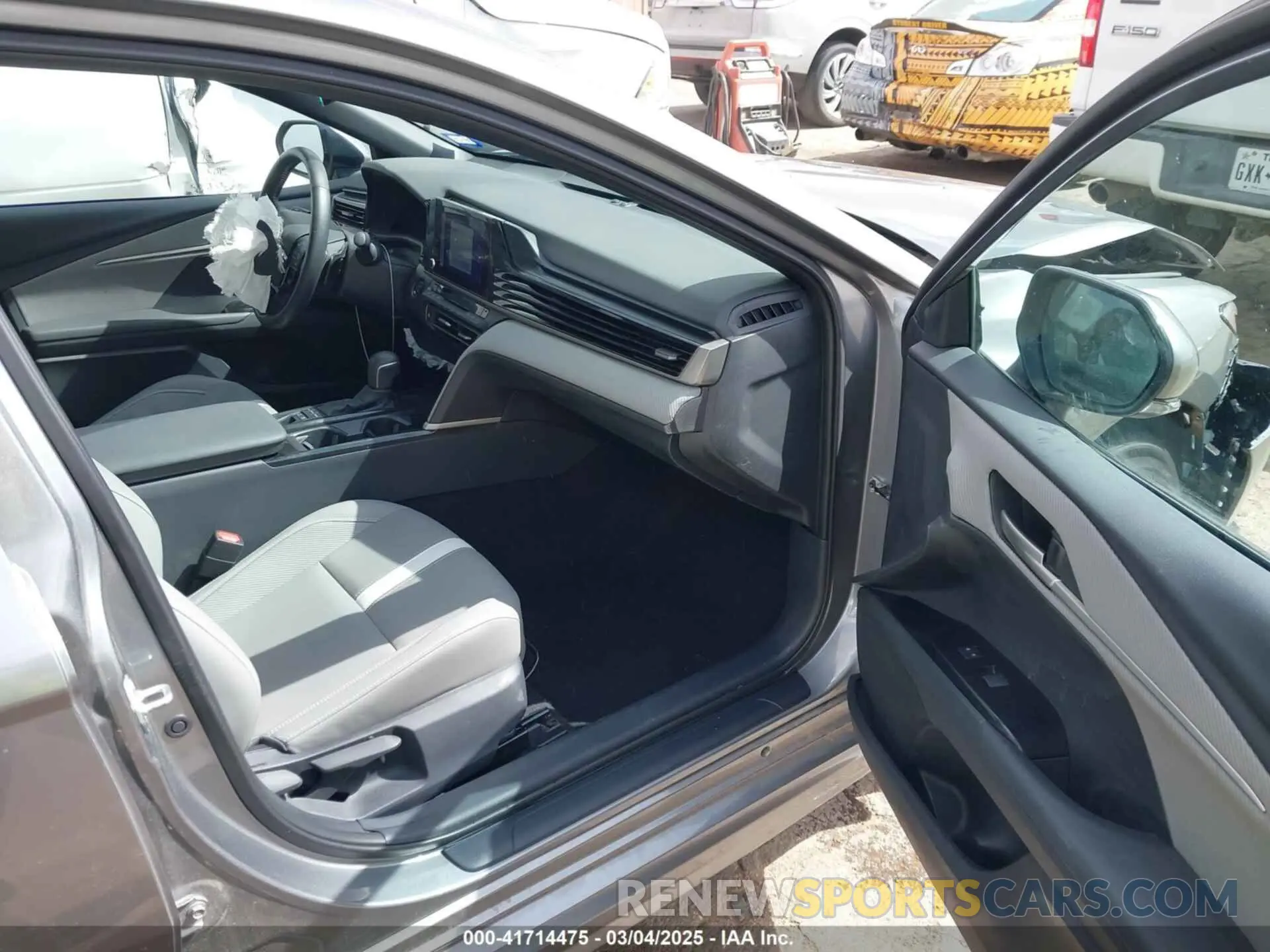 5 Фотография поврежденного автомобиля 4T1DAACK7SU515005 TOYOTA CAMRY 2025