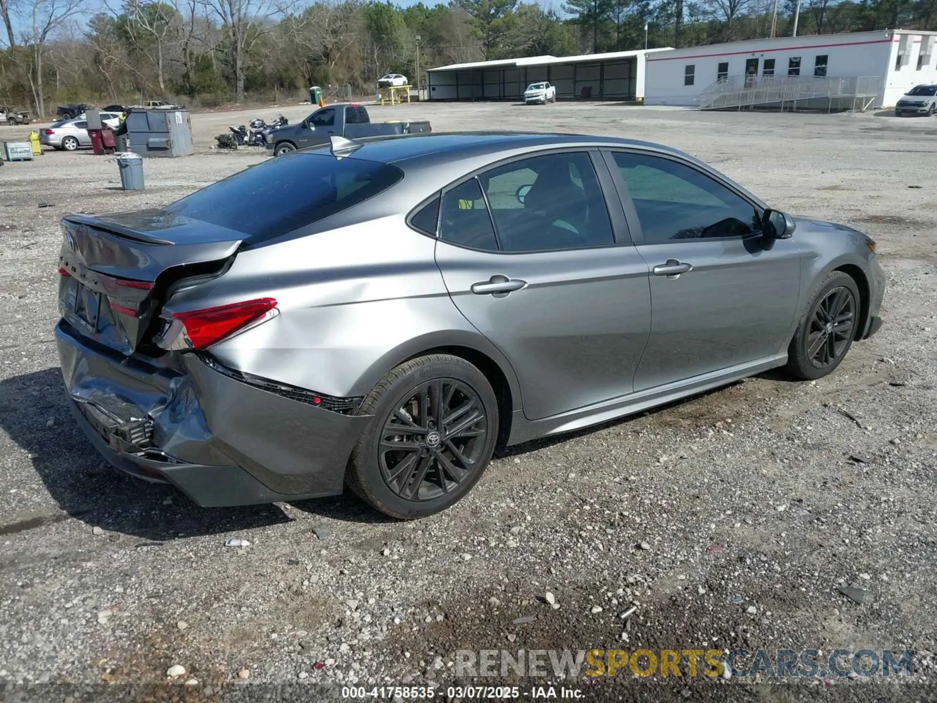 4 Фотография поврежденного автомобиля 4T1DAACK7SU517580 TOYOTA CAMRY 2025