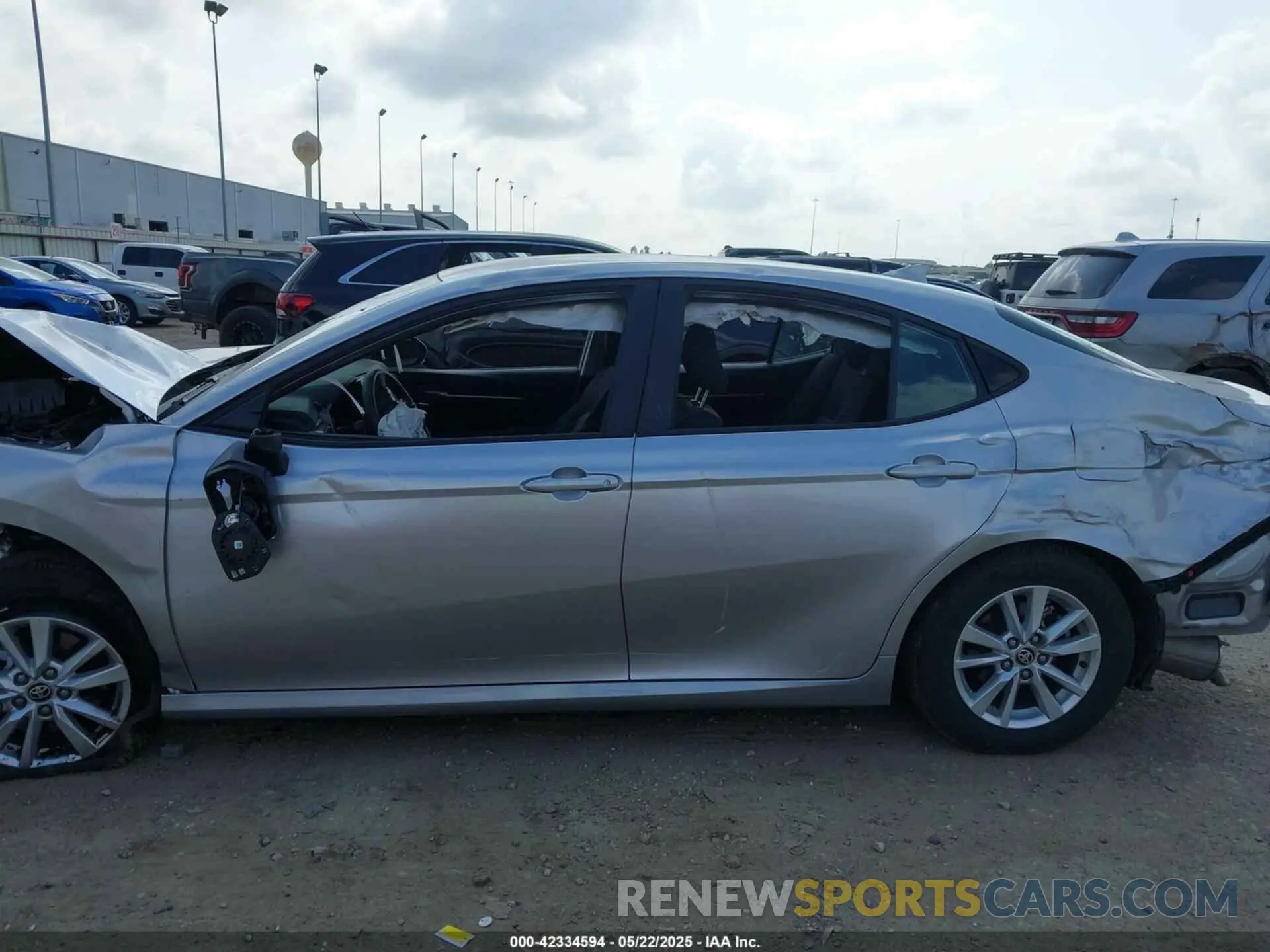 15 Фотография поврежденного автомобиля 4T1DAACK7SU526750 TOYOTA CAMRY 2025
