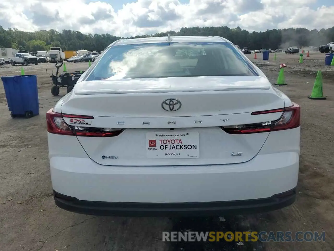 6 Photograph of a damaged car 4T1DAACK7SU526845 TOYOTA CAMRY 2025