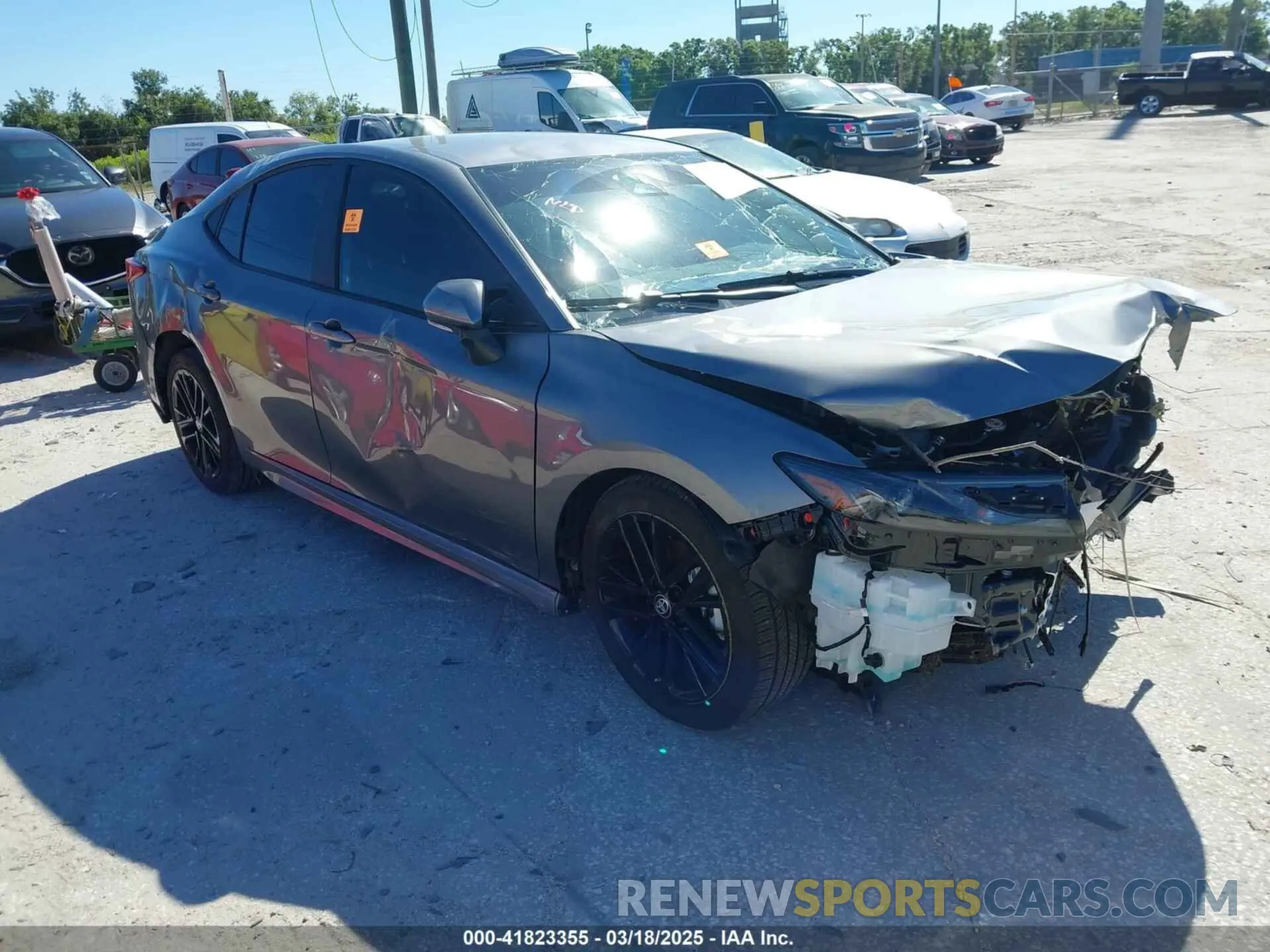 1 Фотография поврежденного автомобиля 4T1DAACK7SU531933 TOYOTA CAMRY 2025