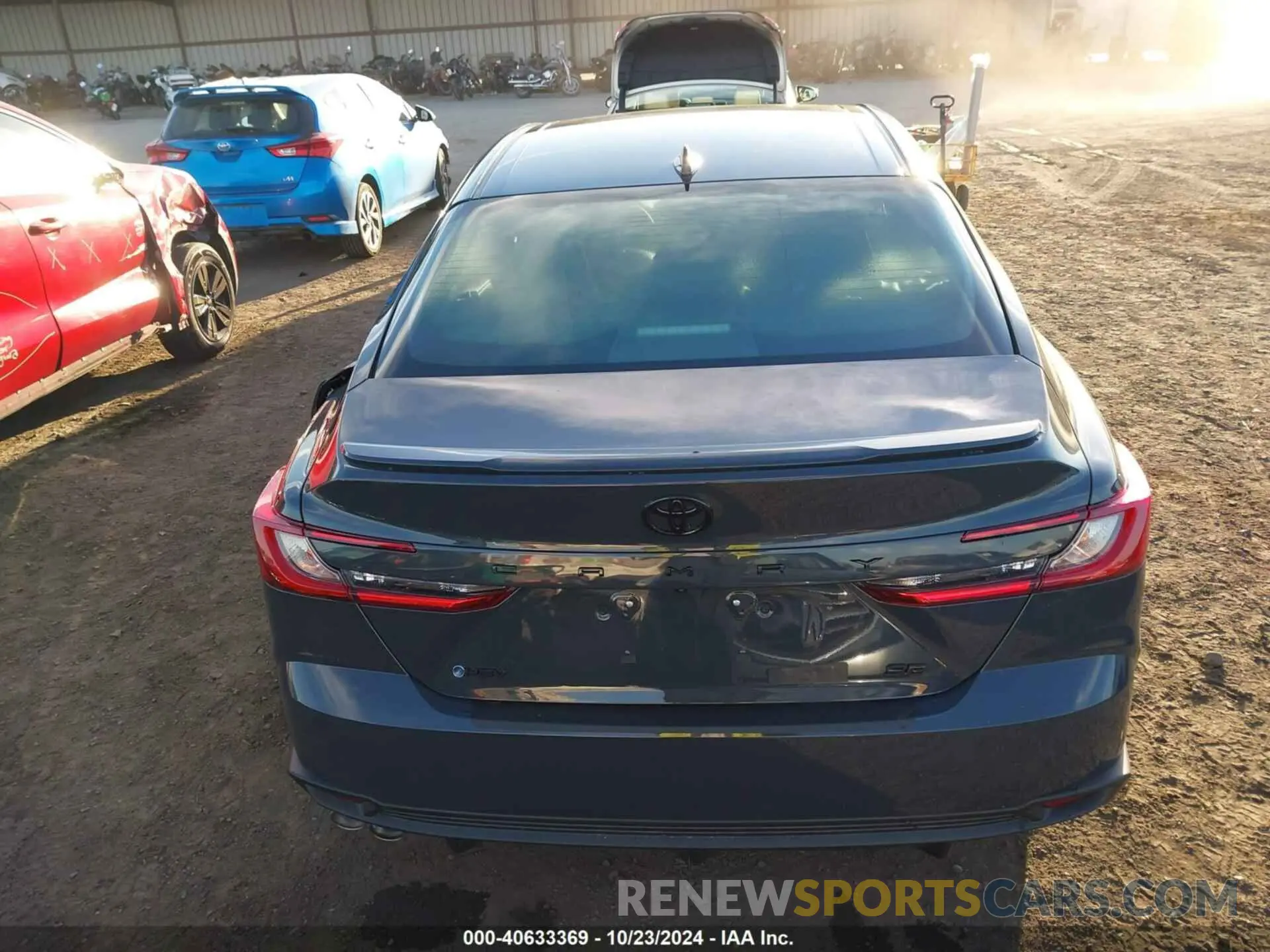 17 Photograph of a damaged car 4T1DAACK7SU541121 TOYOTA CAMRY 2025