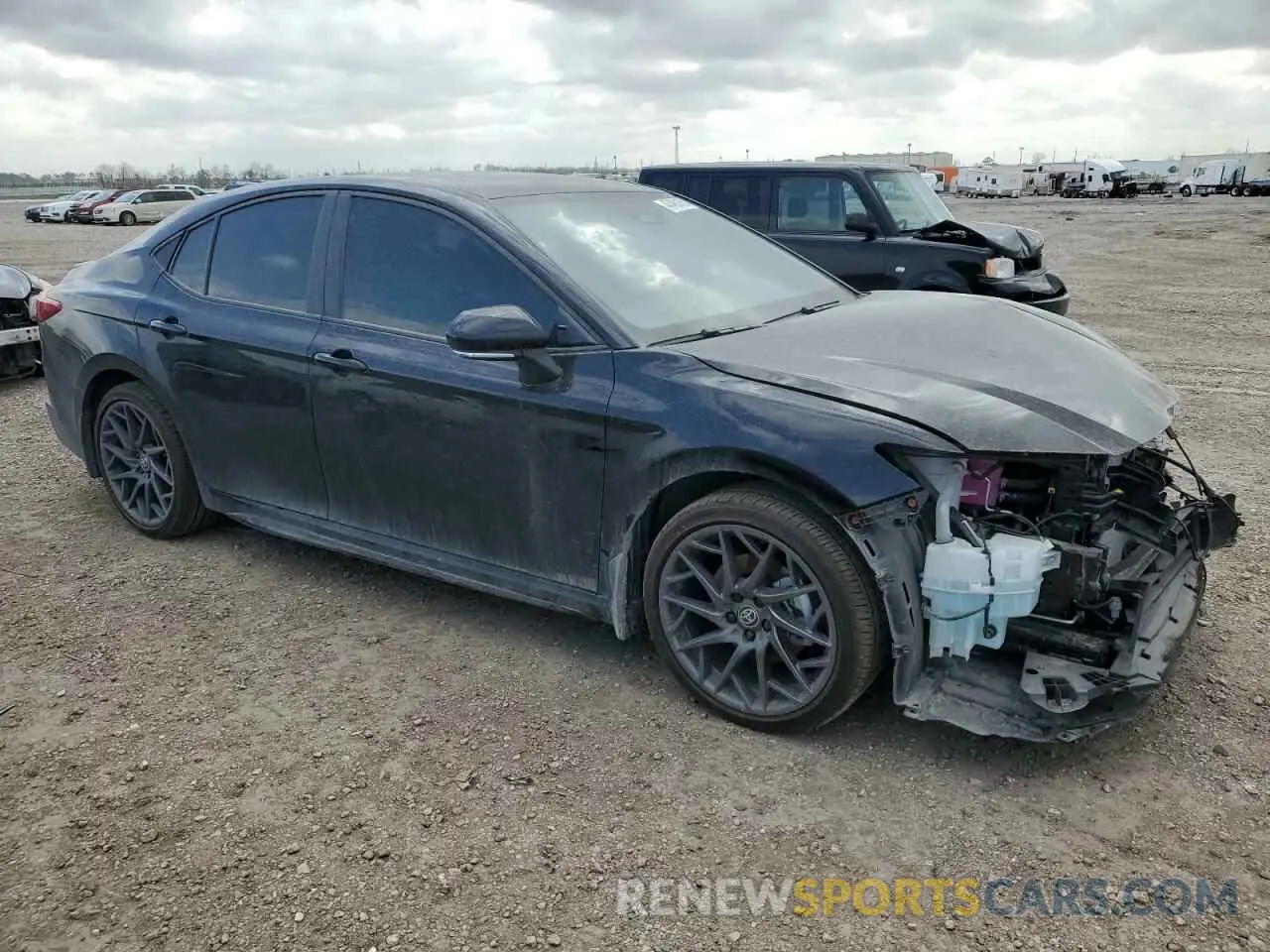 4 Фотография поврежденного автомобиля 4T1DAACK7SU556301 TOYOTA CAMRY 2025