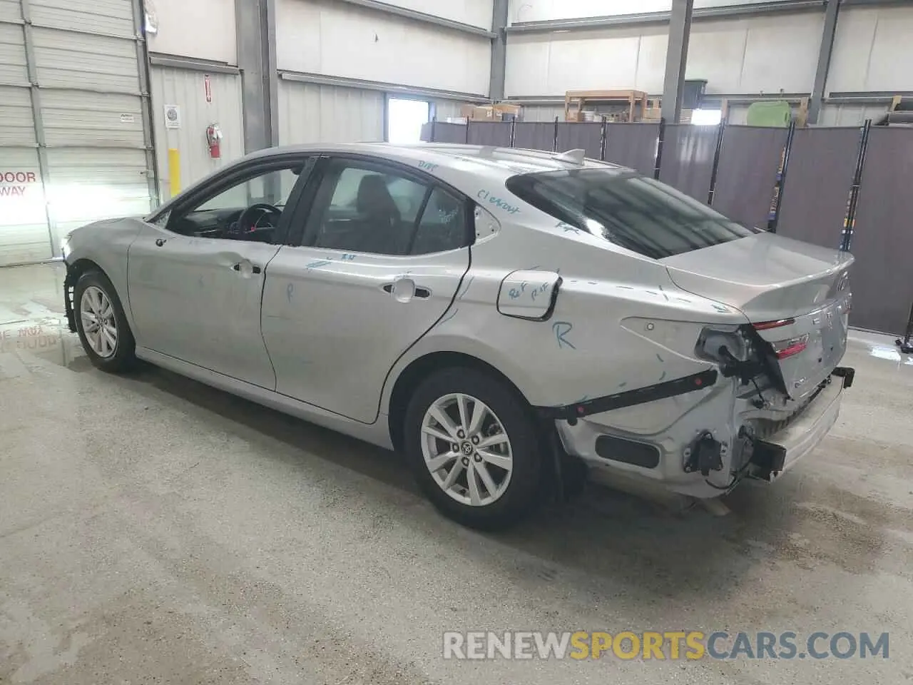 2 Photograph of a damaged car 4T1DAACK8SU005410 TOYOTA CAMRY 2025
