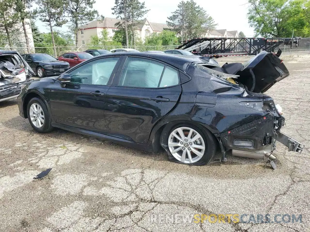 2 Photograph of a damaged car 4T1DAACK8SU009053 TOYOTA CAMRY 2025