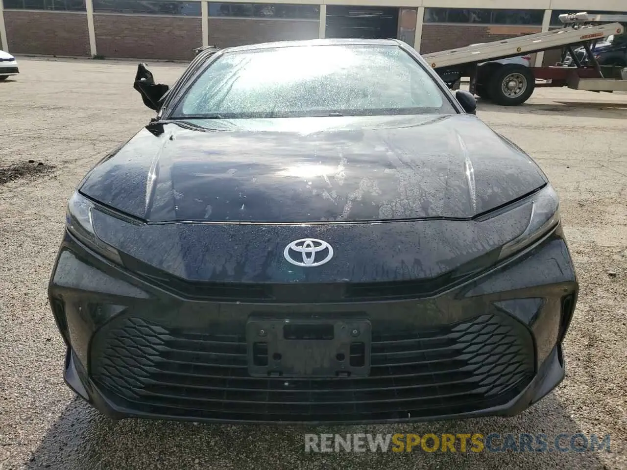 5 Photograph of a damaged car 4T1DAACK8SU009053 TOYOTA CAMRY 2025