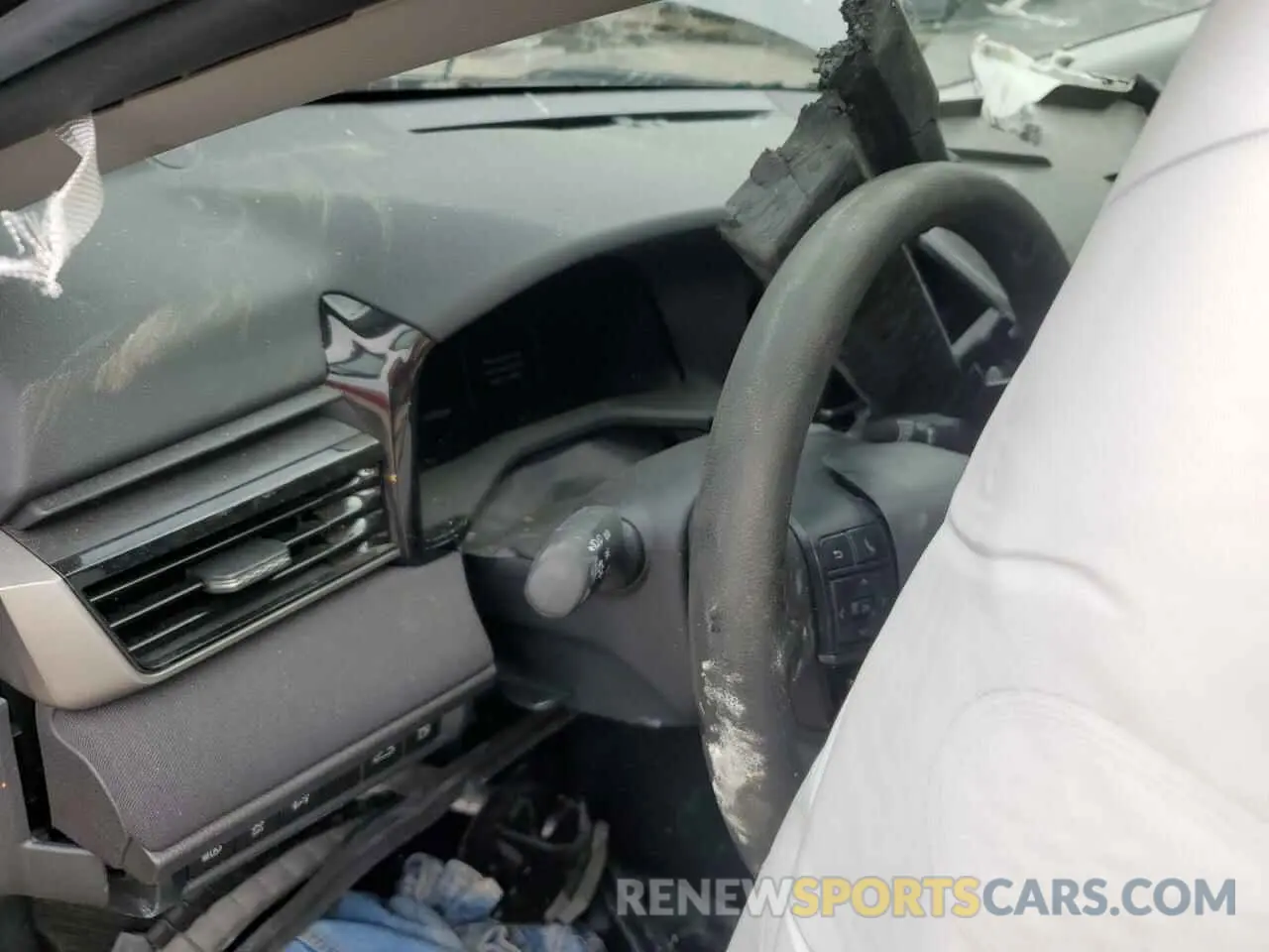 8 Photograph of a damaged car 4T1DAACK8SU009053 TOYOTA CAMRY 2025