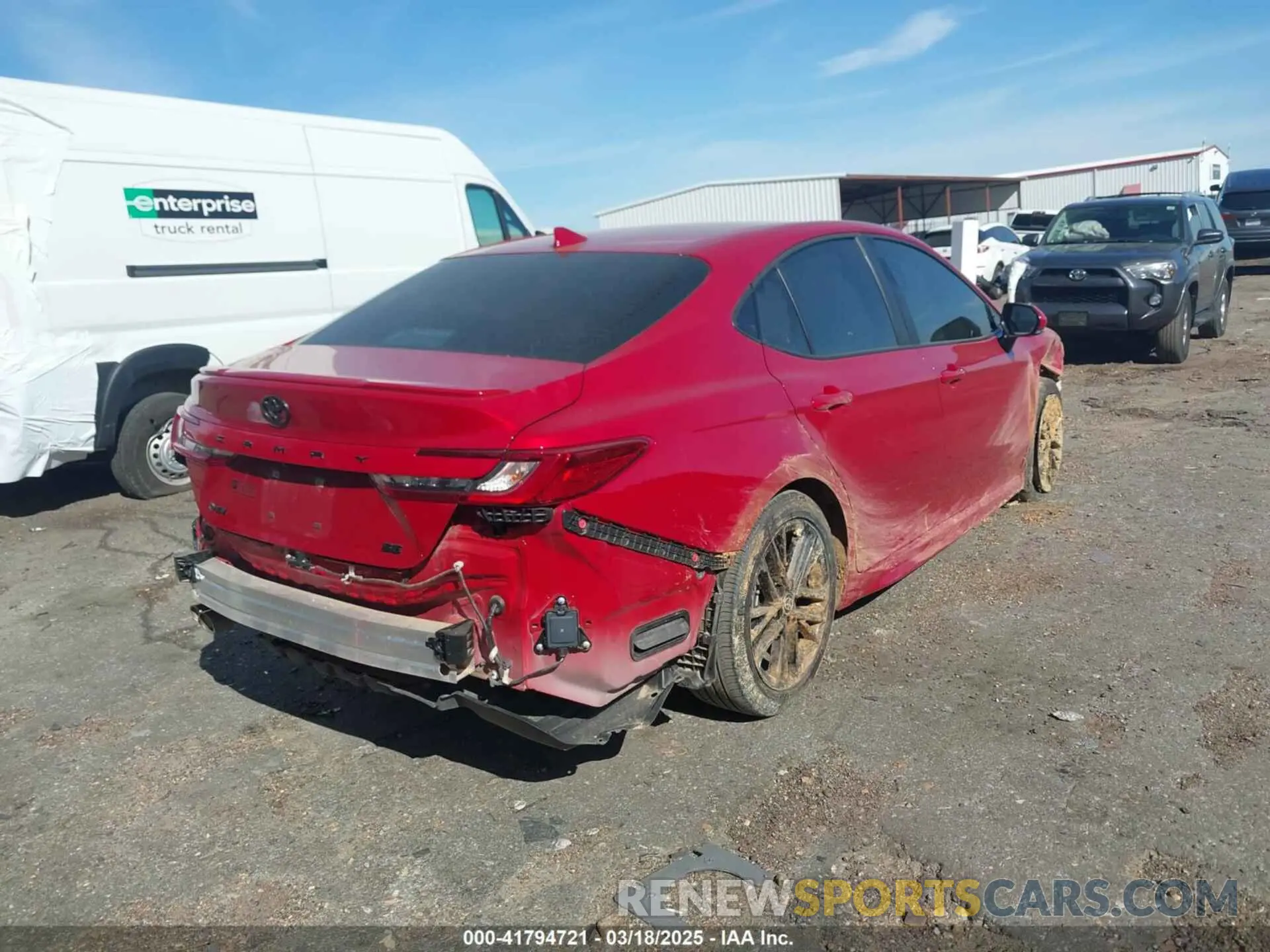 4 Фотография поврежденного автомобиля 4T1DAACK8SU010686 TOYOTA CAMRY 2025