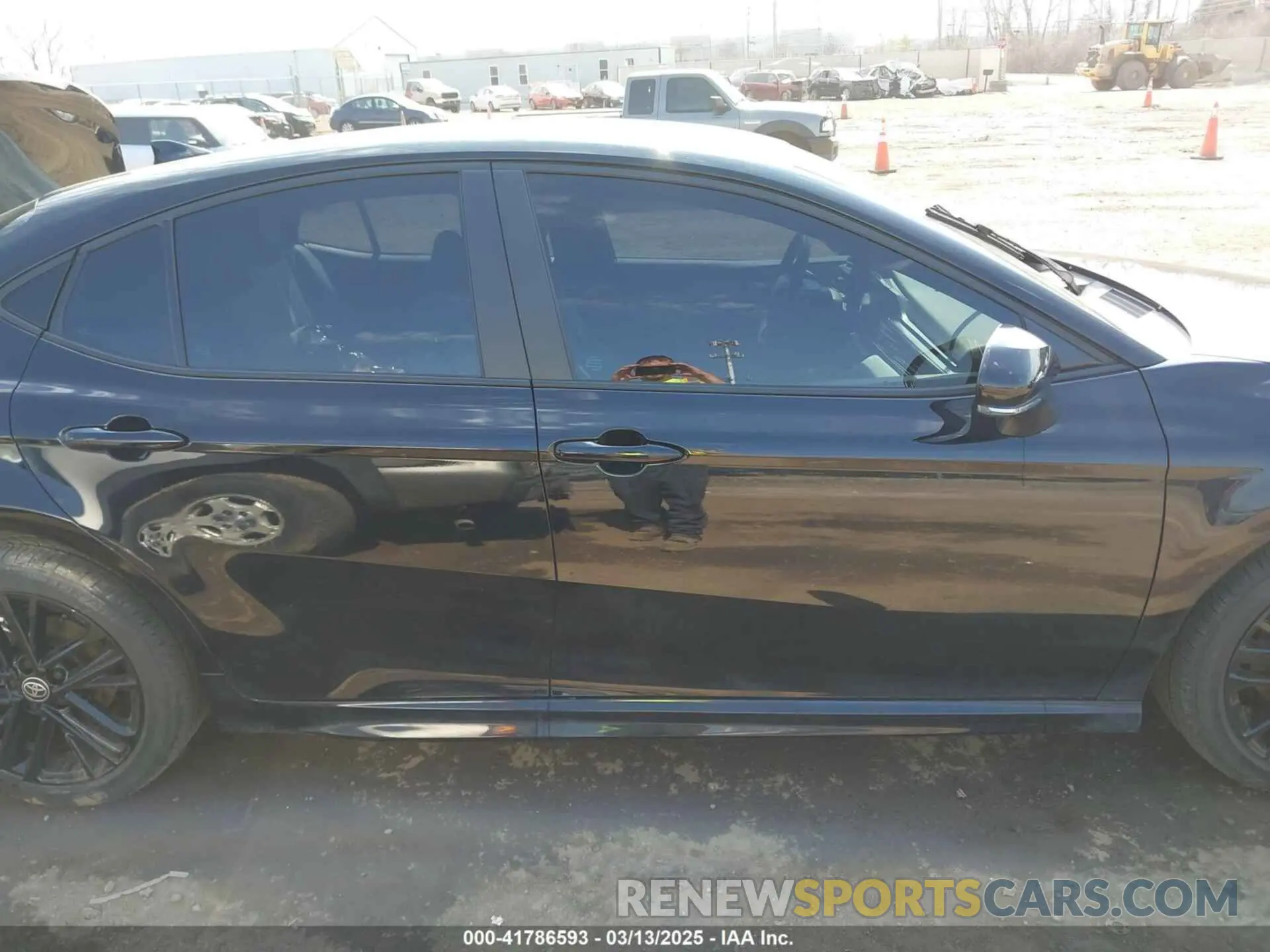 14 Photograph of a damaged car 4T1DAACK8SU087087 TOYOTA CAMRY 2025