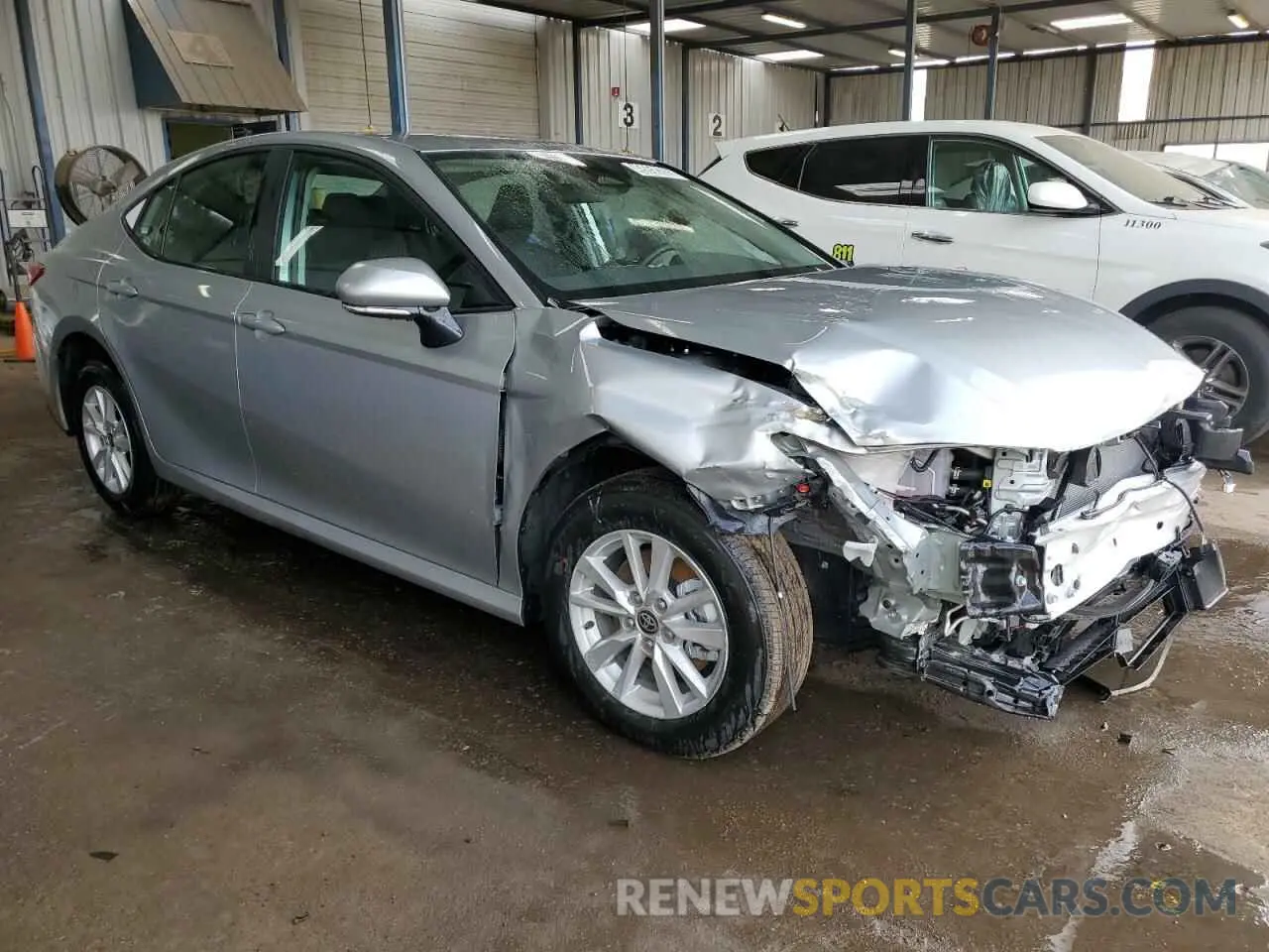 4 Photograph of a damaged car 4T1DAACK8SU105460 TOYOTA CAMRY 2025