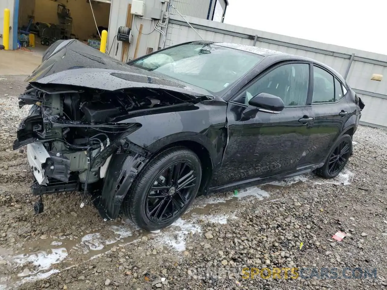 1 Фотография поврежденного автомобиля 4T1DAACK8SU108813 TOYOTA CAMRY 2025