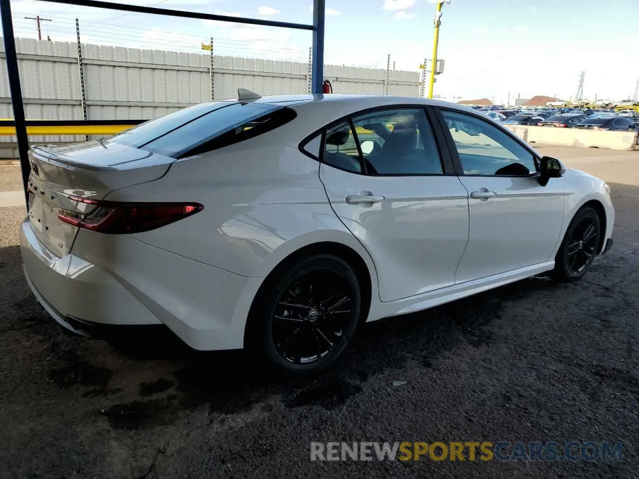 3 Фотография поврежденного автомобиля 4T1DAACK8SU120878 TOYOTA CAMRY 2025