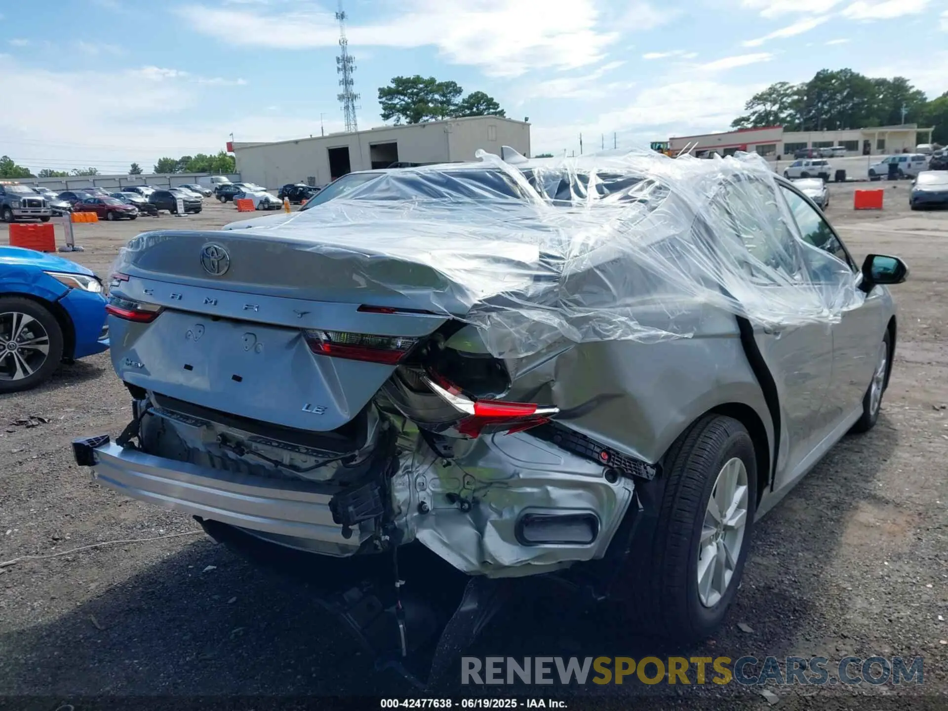 6 Photograph of a damaged car 4T1DAACK8SU158742 TOYOTA CAMRY 2025