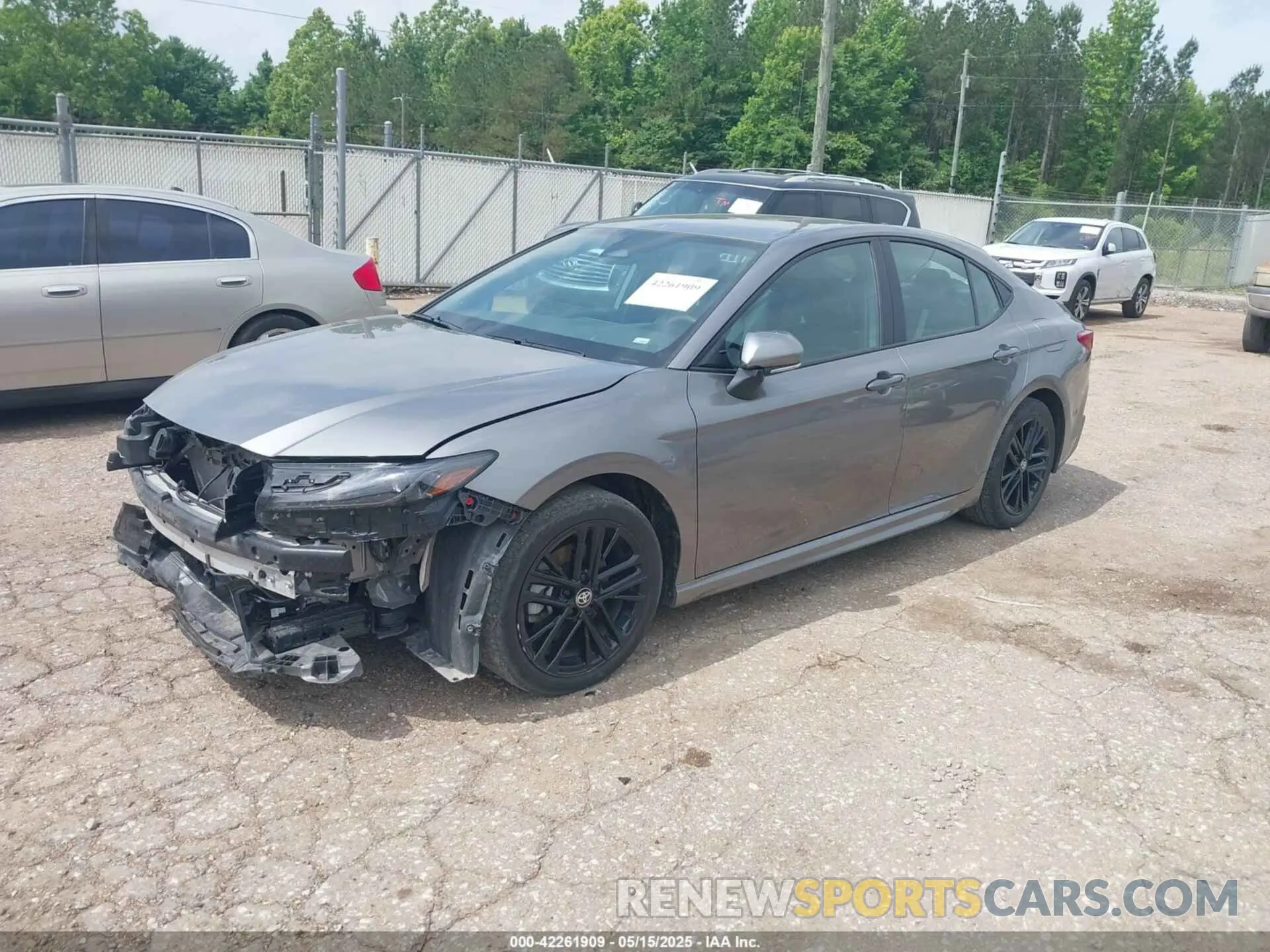 2 Фотография поврежденного автомобиля 4T1DAACK8SU506796 TOYOTA CAMRY 2025