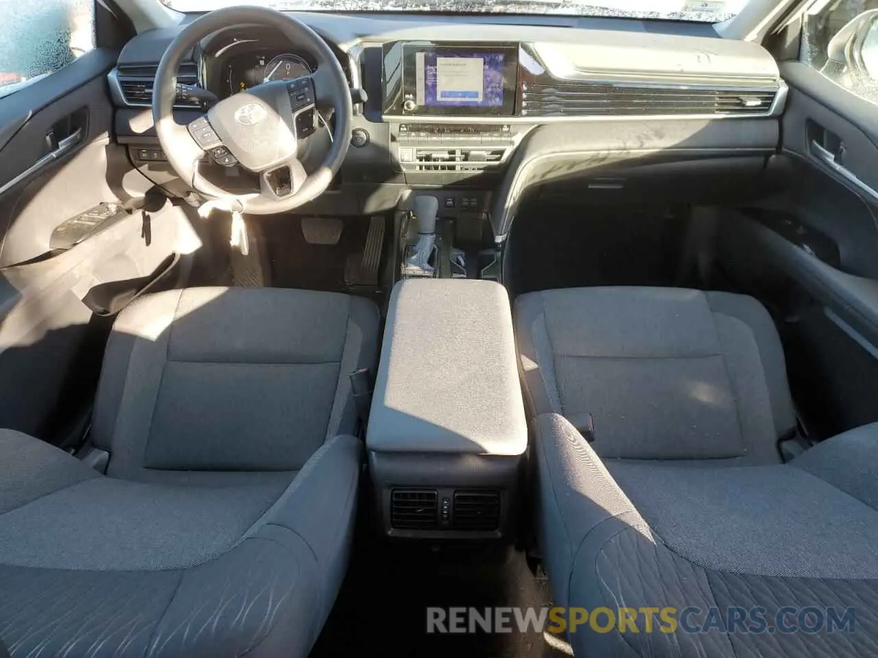 8 Фотография поврежденного автомобиля 4T1DAACK8SU507186 TOYOTA CAMRY 2025