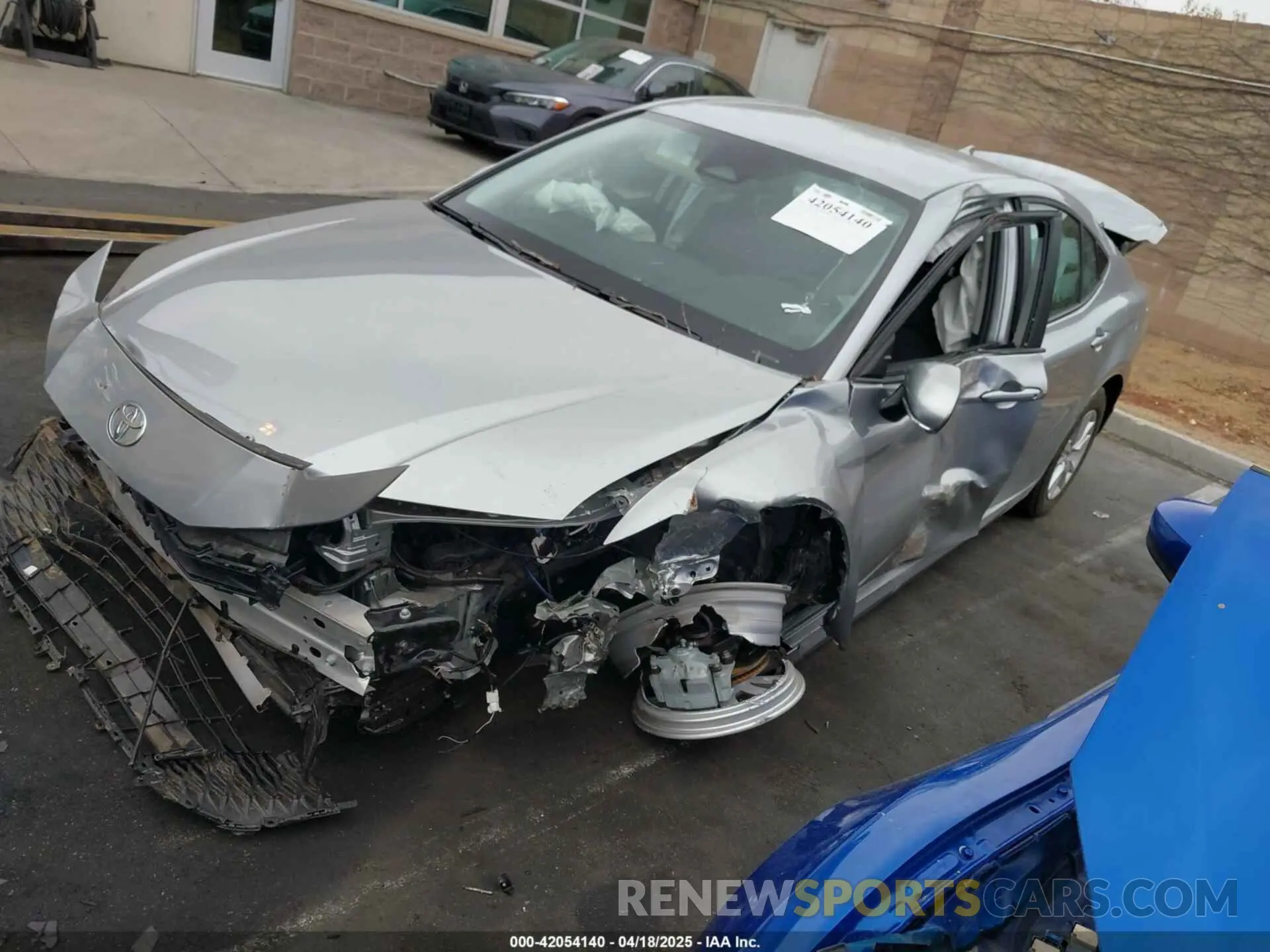 2 Фотография поврежденного автомобиля 4T1DAACK8SU507575 TOYOTA CAMRY 2025