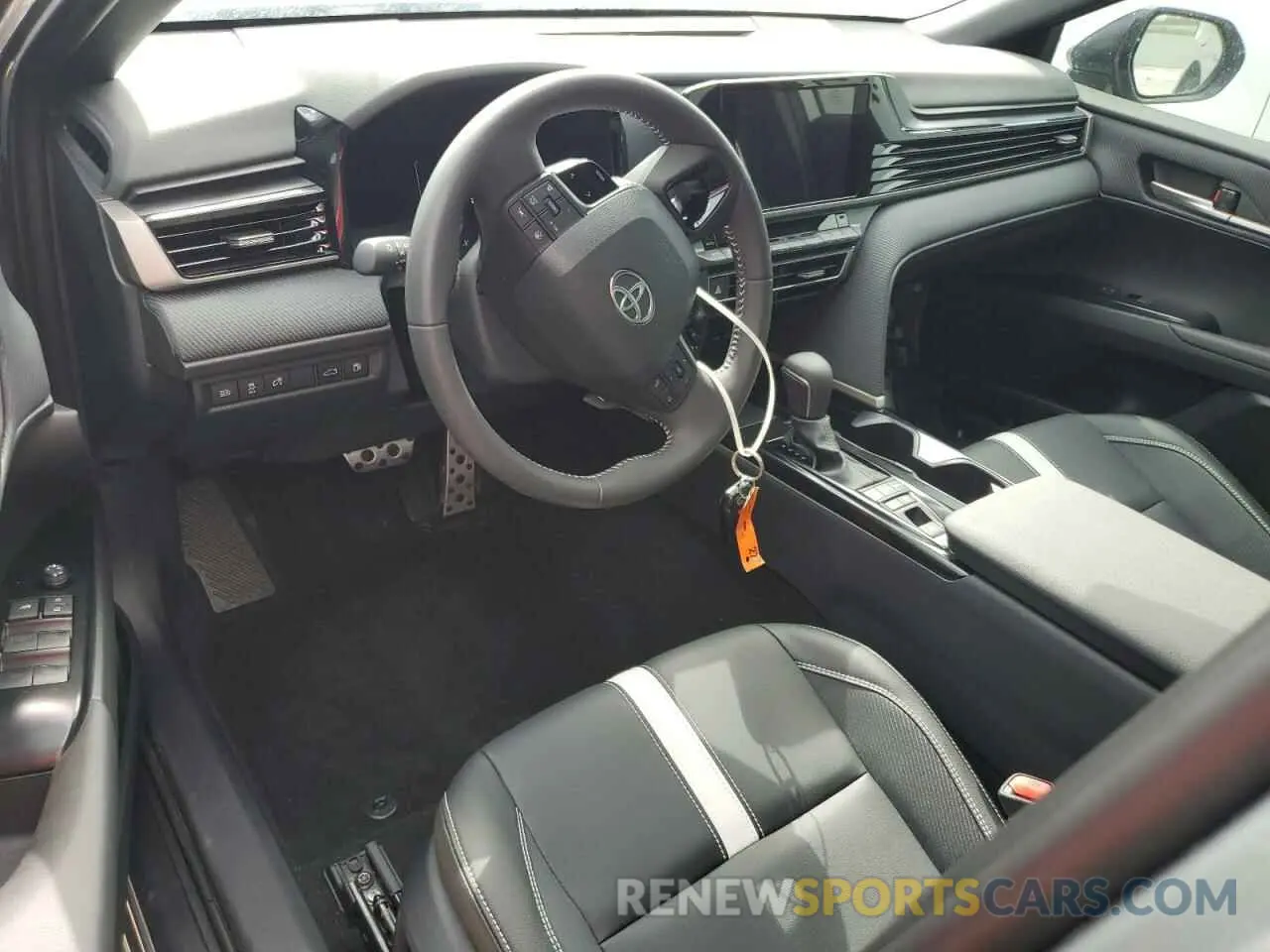 8 Photograph of a damaged car 4T1DAACK8SU511383 TOYOTA CAMRY 2025