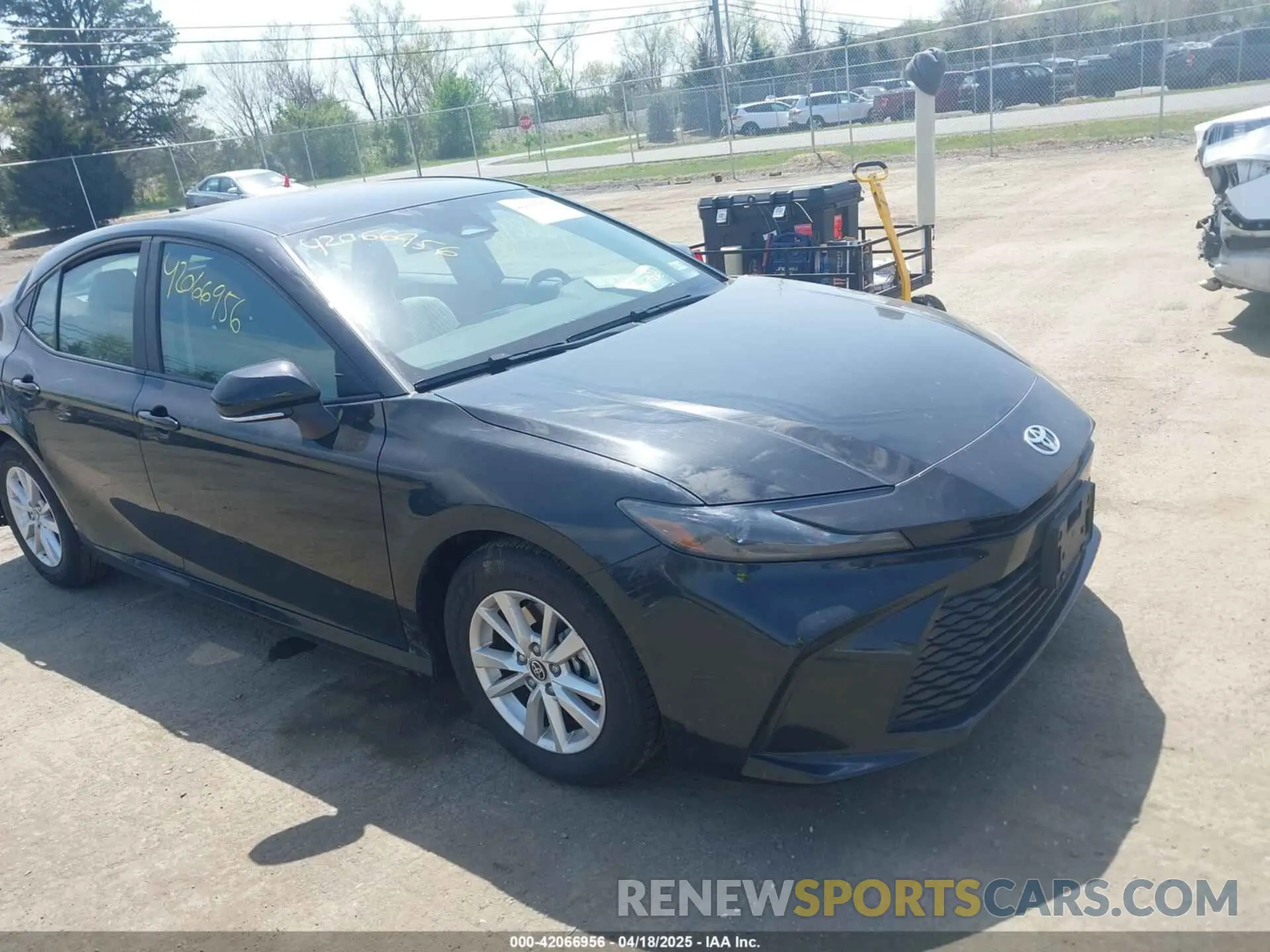 1 Photograph of a damaged car 4T1DAACK8SU533173 TOYOTA CAMRY 2025