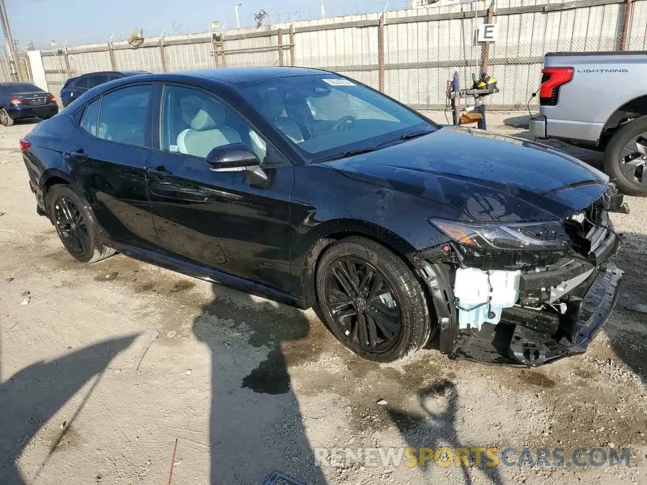 4 Фотография поврежденного автомобиля 4T1DAACK8SU554492 TOYOTA CAMRY 2025