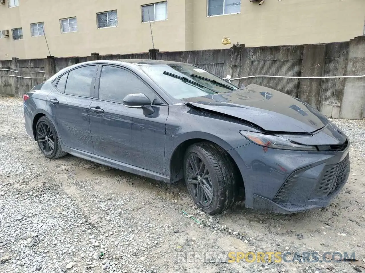4 Фотография поврежденного автомобиля 4T1DAACK8SU580753 TOYOTA CAMRY 2025
