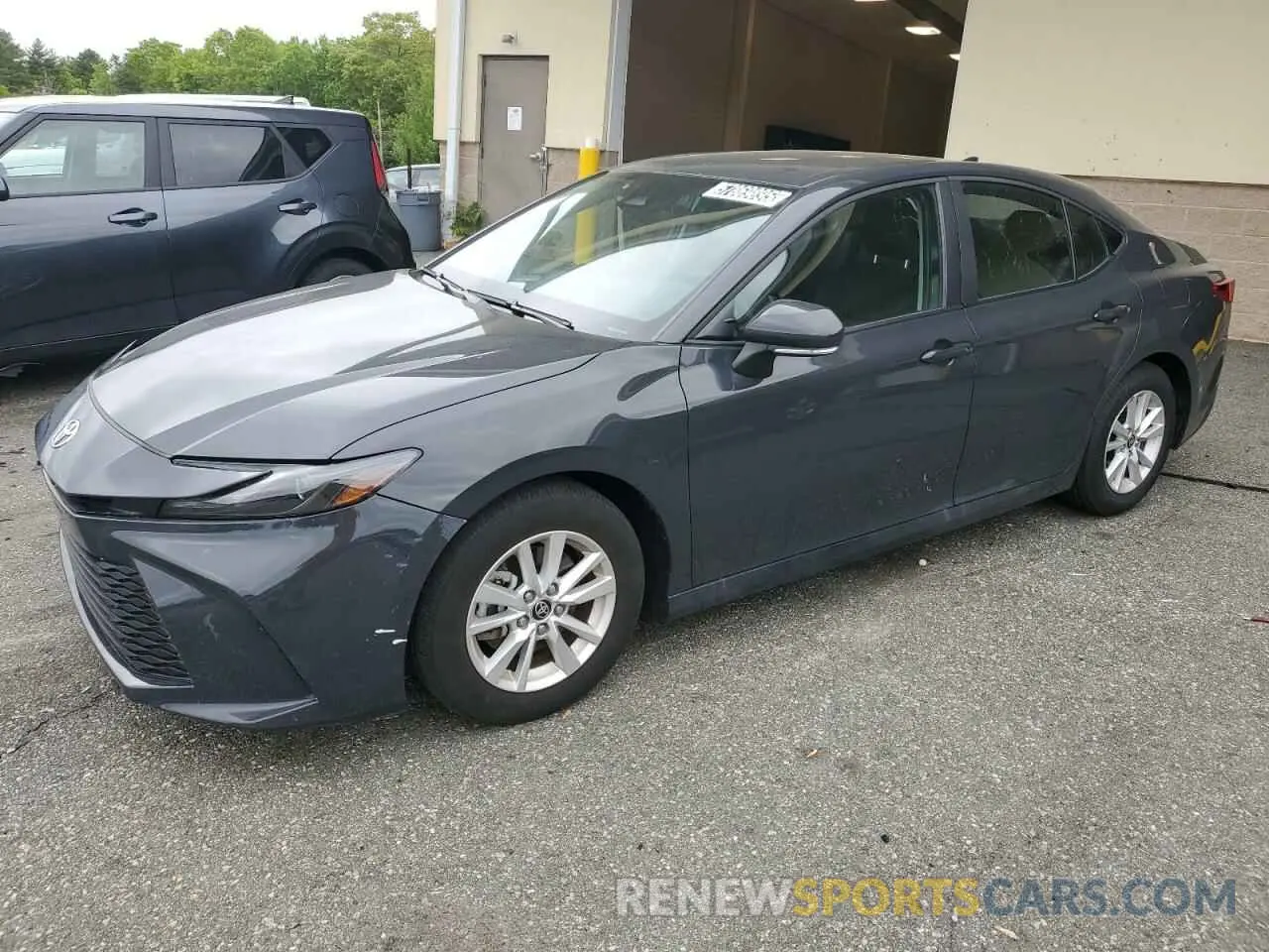1 Photograph of a damaged car 4T1DAACK9SU004833 TOYOTA CAMRY 2025