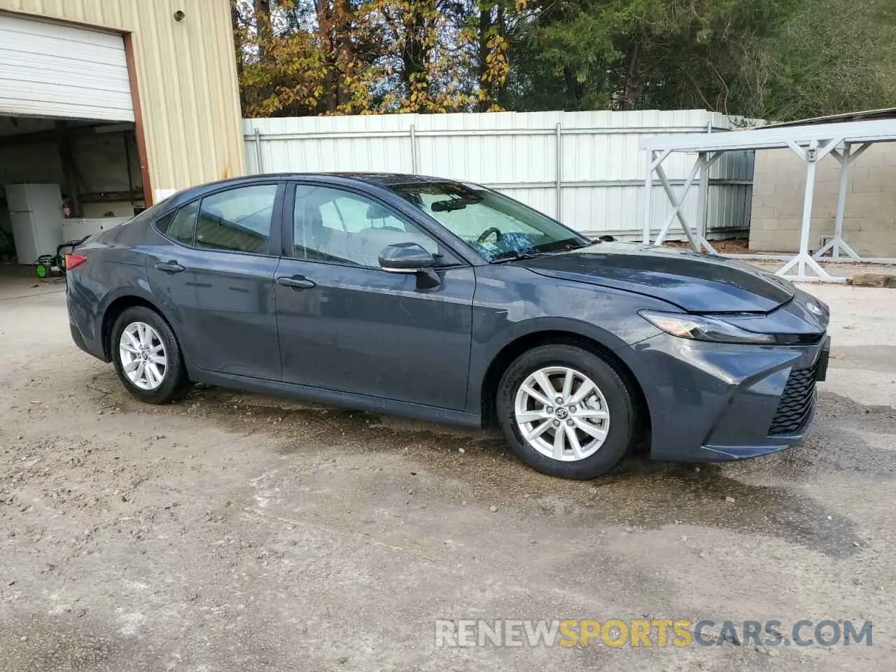 4 Photograph of a damaged car 4T1DAACK9SU009305 TOYOTA CAMRY 2025