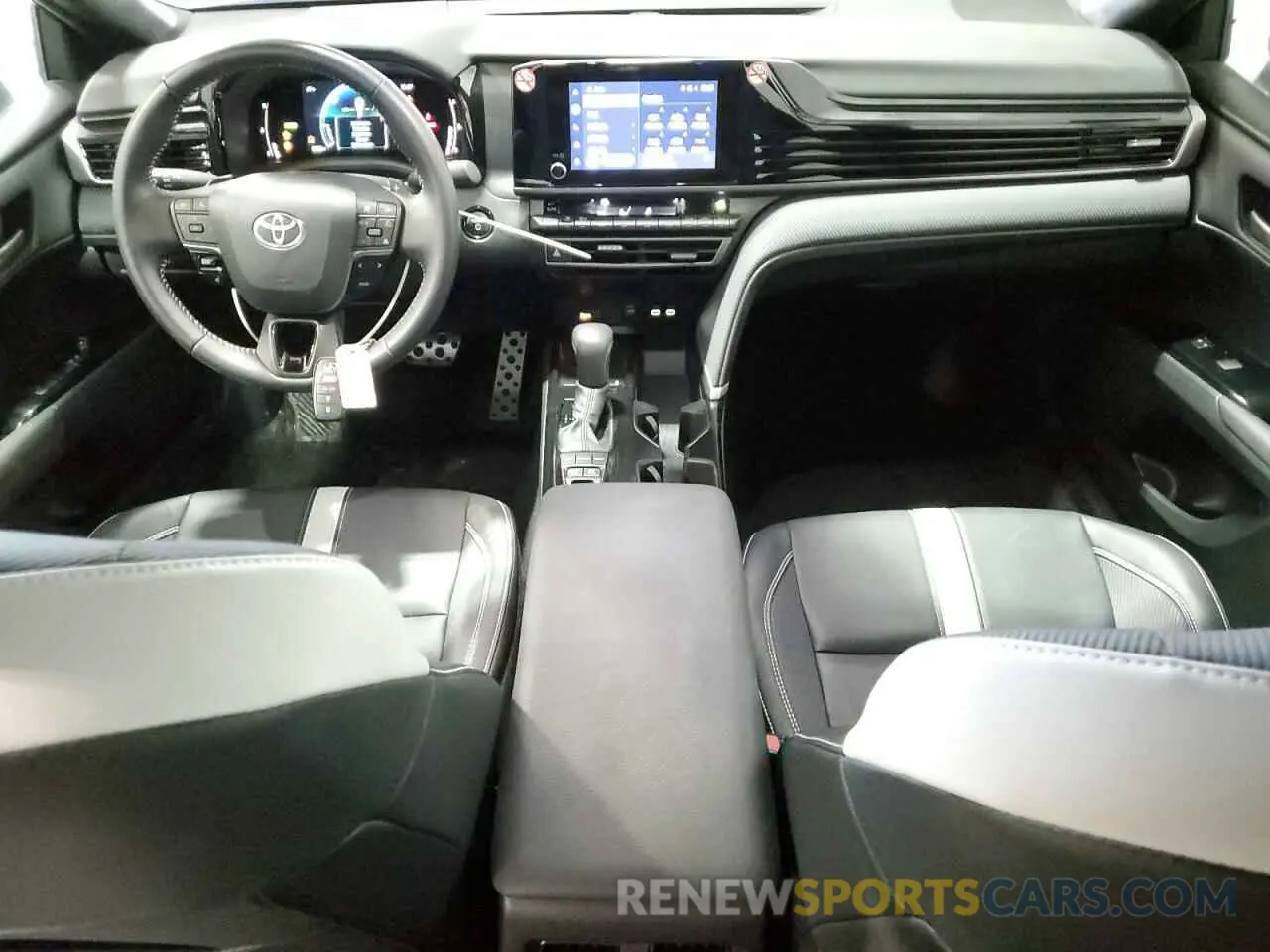 8 Фотография поврежденного автомобиля 4T1DAACK9SU009790 TOYOTA CAMRY 2025
