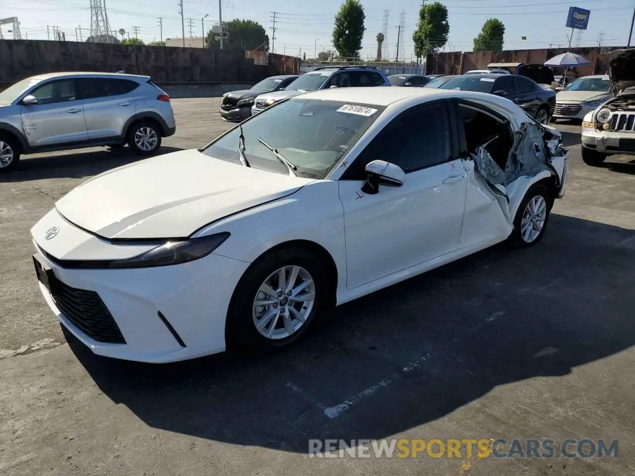 1 Фотография поврежденного автомобиля 4T1DAACK9SU013970 TOYOTA CAMRY 2025