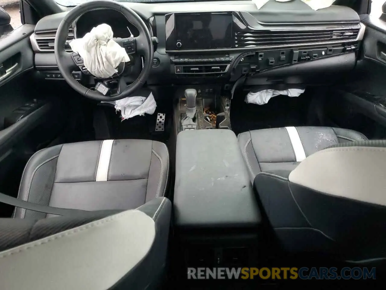 8 Фотография поврежденного автомобиля 4T1DAACK9SU015668 TOYOTA CAMRY 2025
