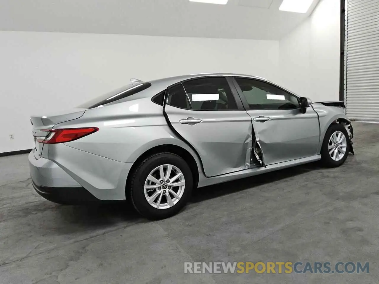 3 Фотография поврежденного автомобиля 4T1DAACK9SU018473 TOYOTA CAMRY 2025