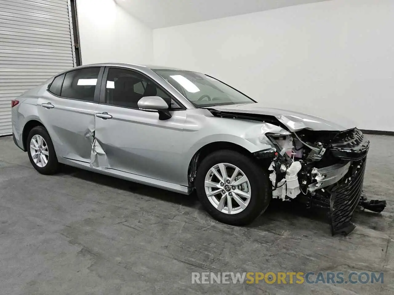 4 Фотография поврежденного автомобиля 4T1DAACK9SU018473 TOYOTA CAMRY 2025