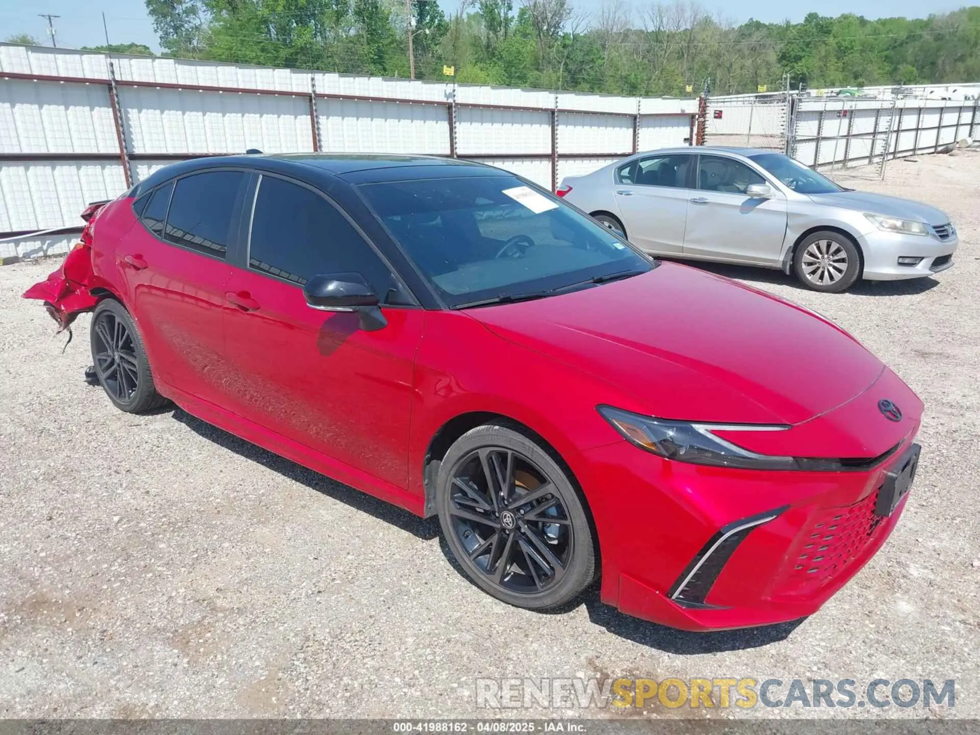 1 Фотография поврежденного автомобиля 4T1DAACK9SU023849 TOYOTA CAMRY 2025