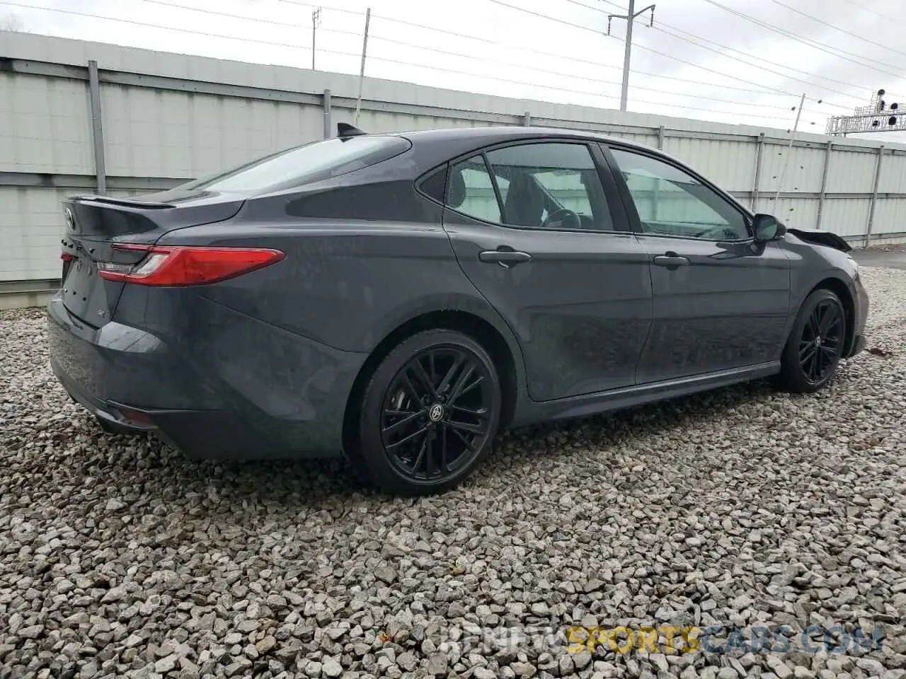 3 Фотография поврежденного автомобиля 4T1DAACK9SU033264 TOYOTA CAMRY 2025