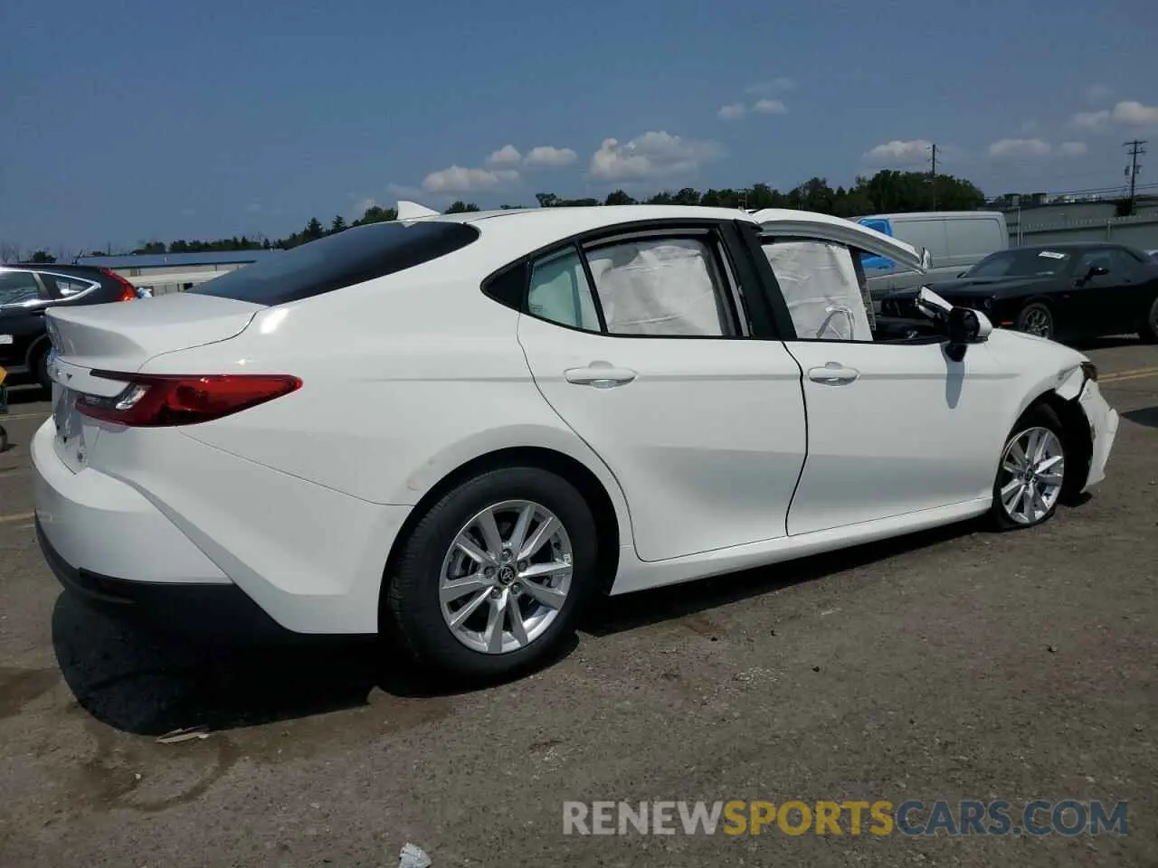 3 Photograph of a damaged car 4T1DAACKXSU027280 TOYOTA CAMRY 2025