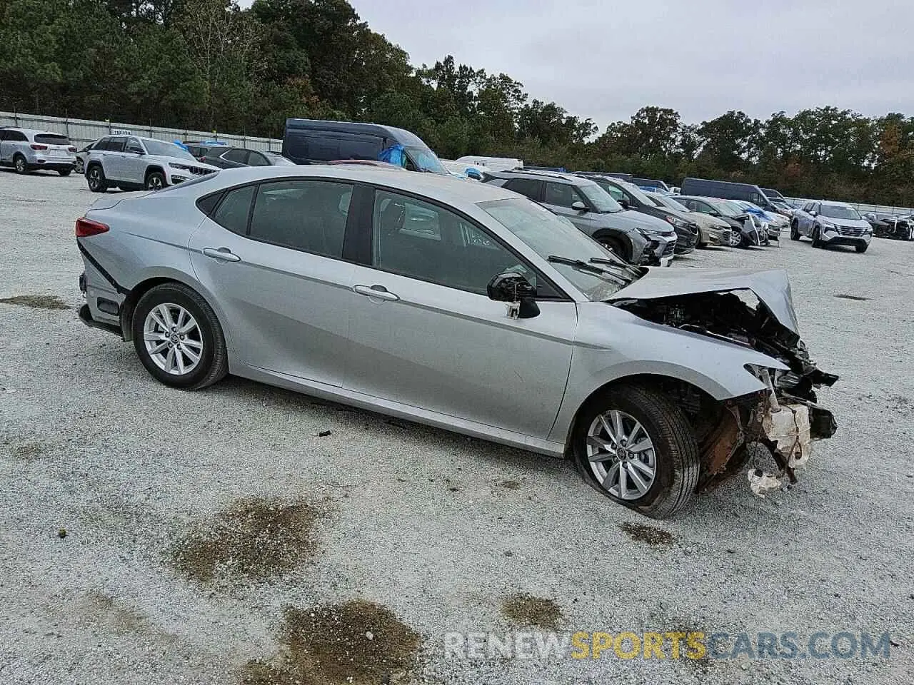4 Photograph of a damaged car 4T1DAACKXSU047481 TOYOTA CAMRY 2025