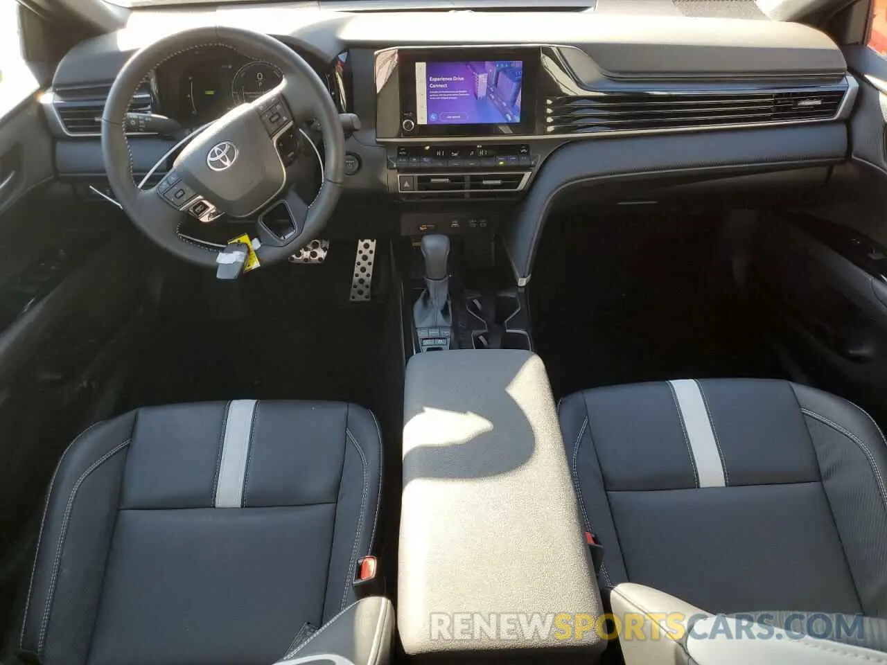 8 Фотография поврежденного автомобиля 4T1DAACKXSU060974 TOYOTA CAMRY 2025