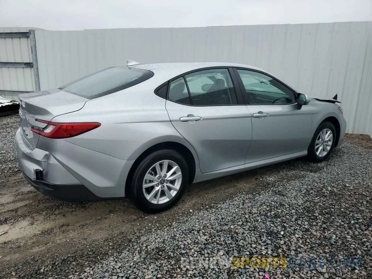 3 Фотография поврежденного автомобиля 4T1DAACKXSU099192 TOYOTA CAMRY 2025