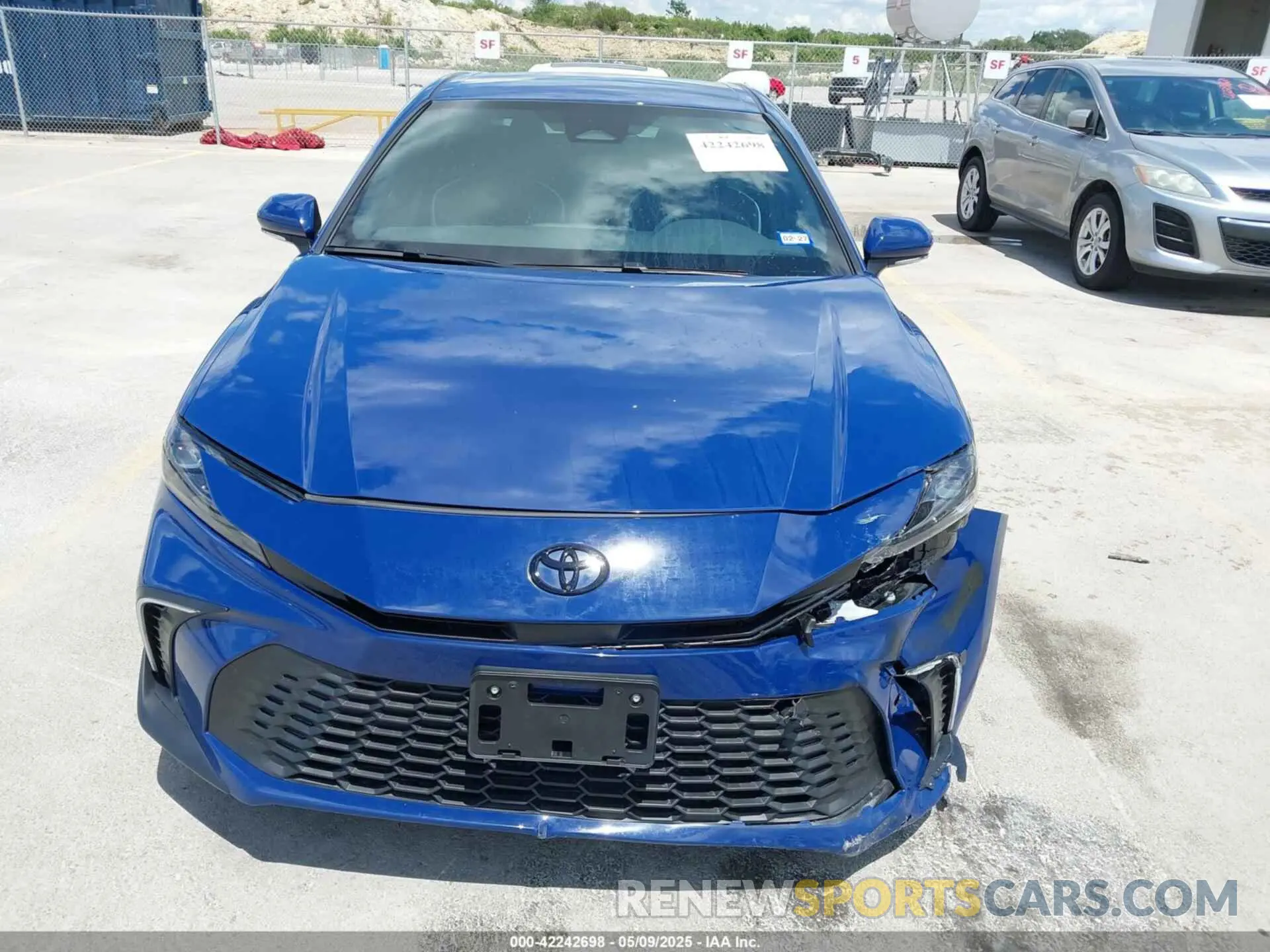 12 Photograph of a damaged car 4T1DAACKXSU112071 TOYOTA CAMRY 2025