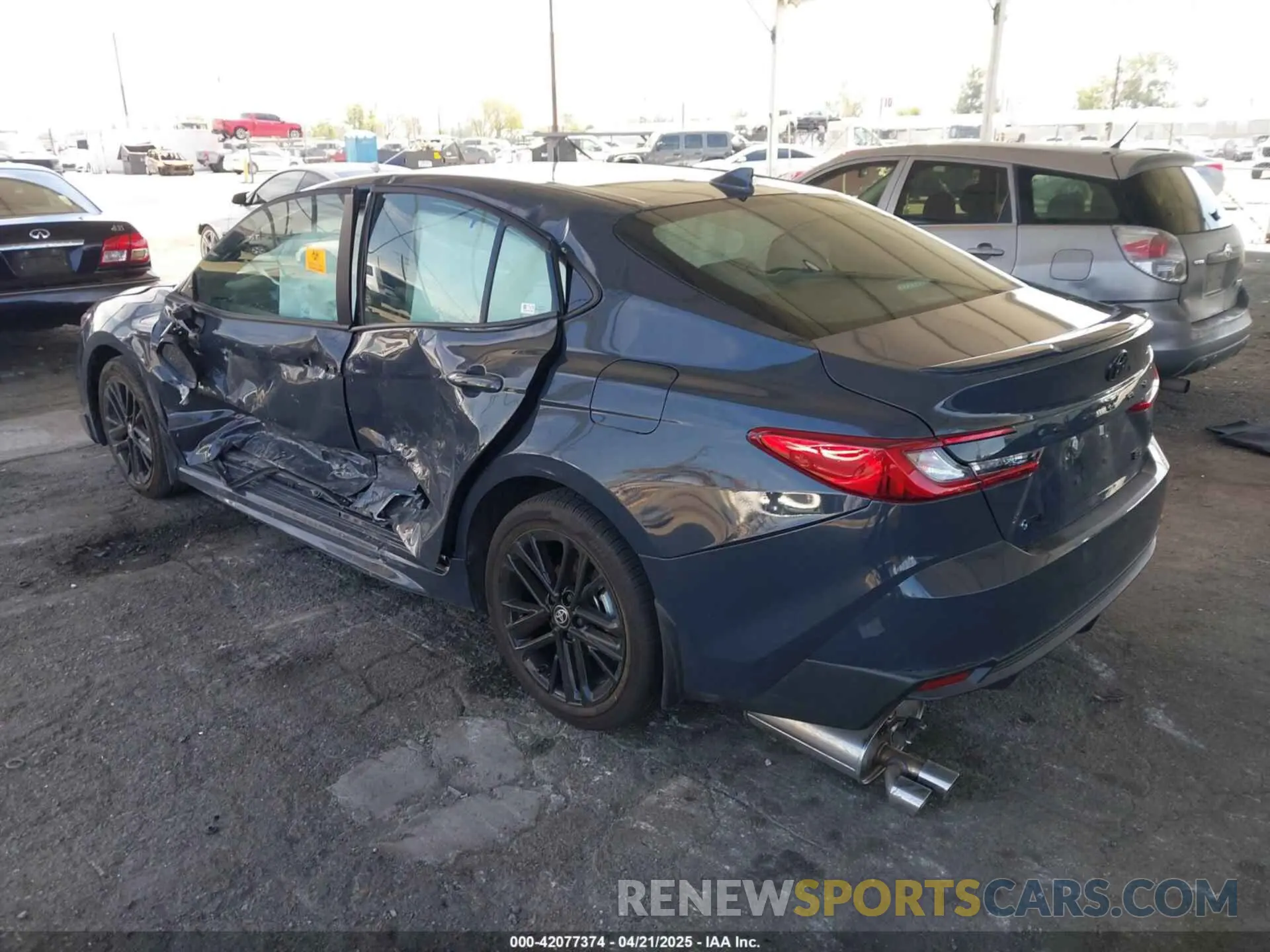 3 Фотография поврежденного автомобиля 4T1DAACKXSU119053 TOYOTA CAMRY 2025