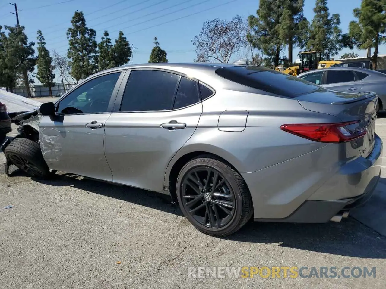 2 Photograph of a damaged car 4T1DAACKXSU514351 TOYOTA CAMRY 2025