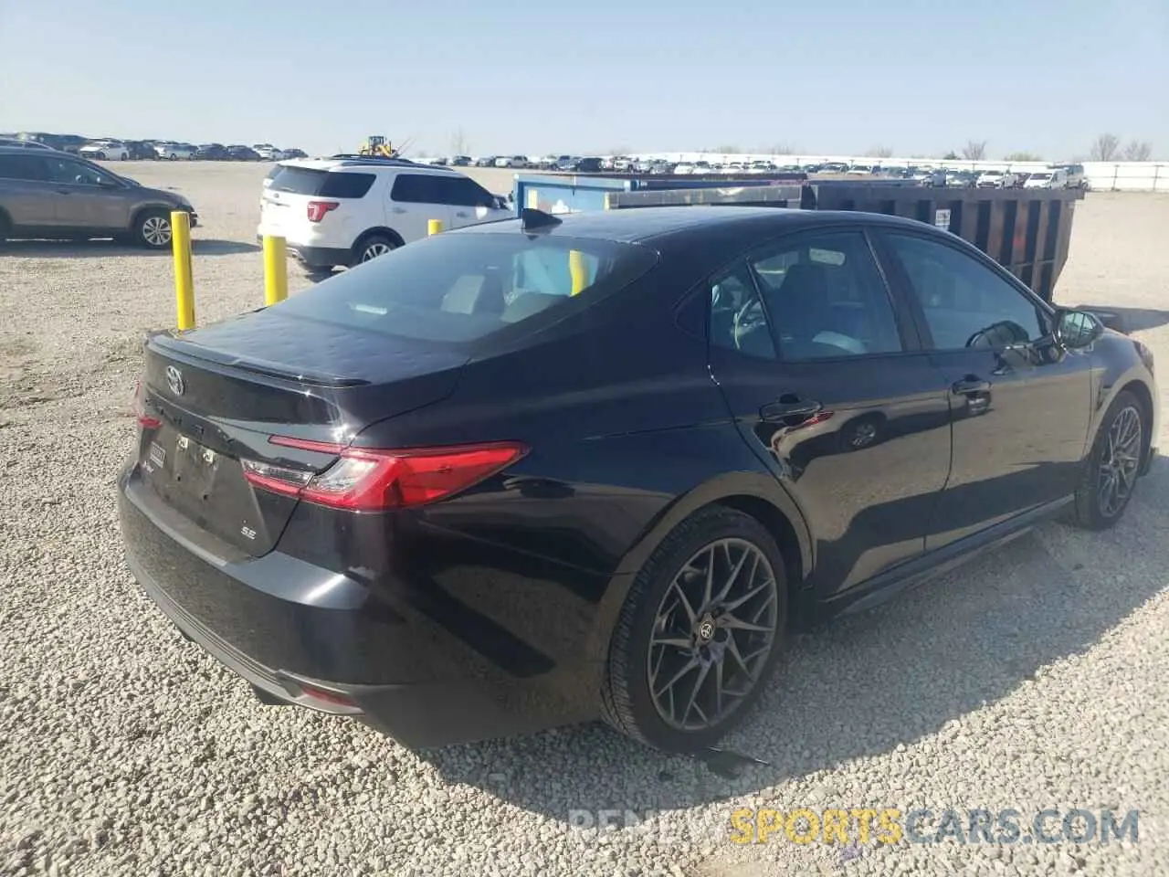 3 Фотография поврежденного автомобиля 4T1DAACKXSU517458 TOYOTA CAMRY 2025
