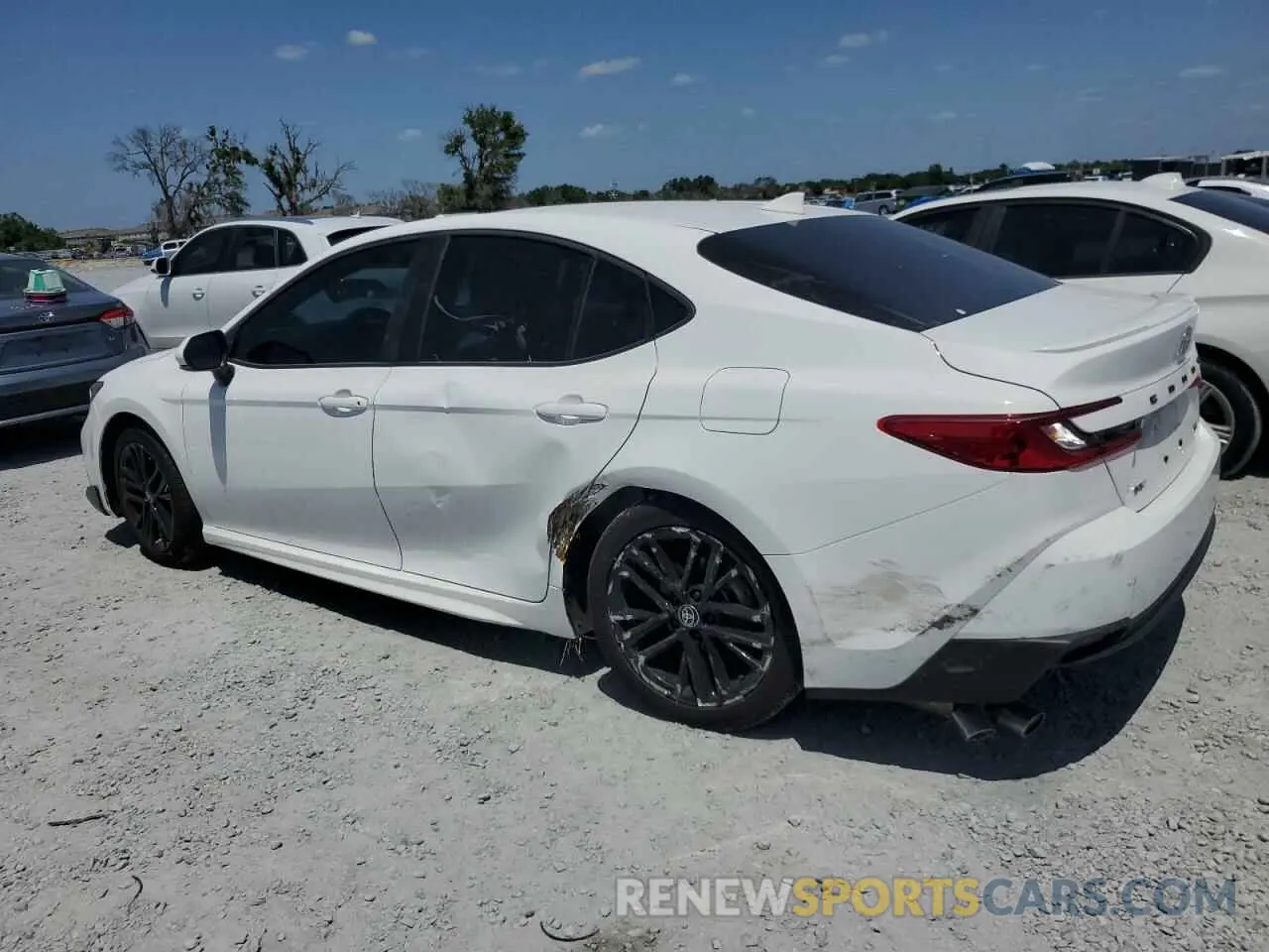 2 Фотография поврежденного автомобиля 4T1DAACKXSU521784 TOYOTA CAMRY 2025