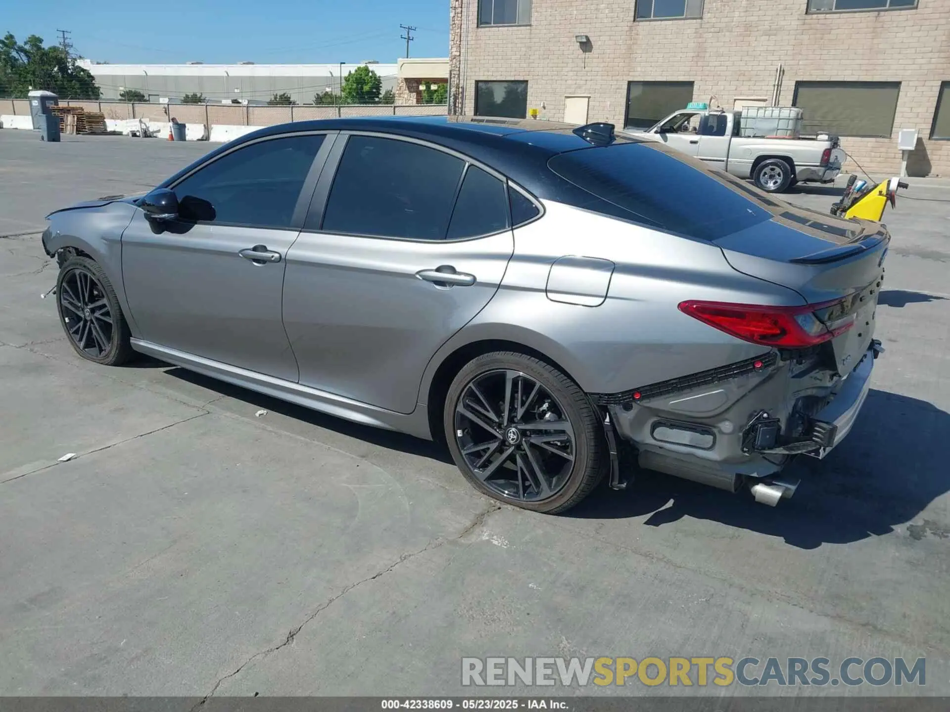 3 Photograph of a damaged car 4T1DAACKXSU554364 TOYOTA CAMRY 2025