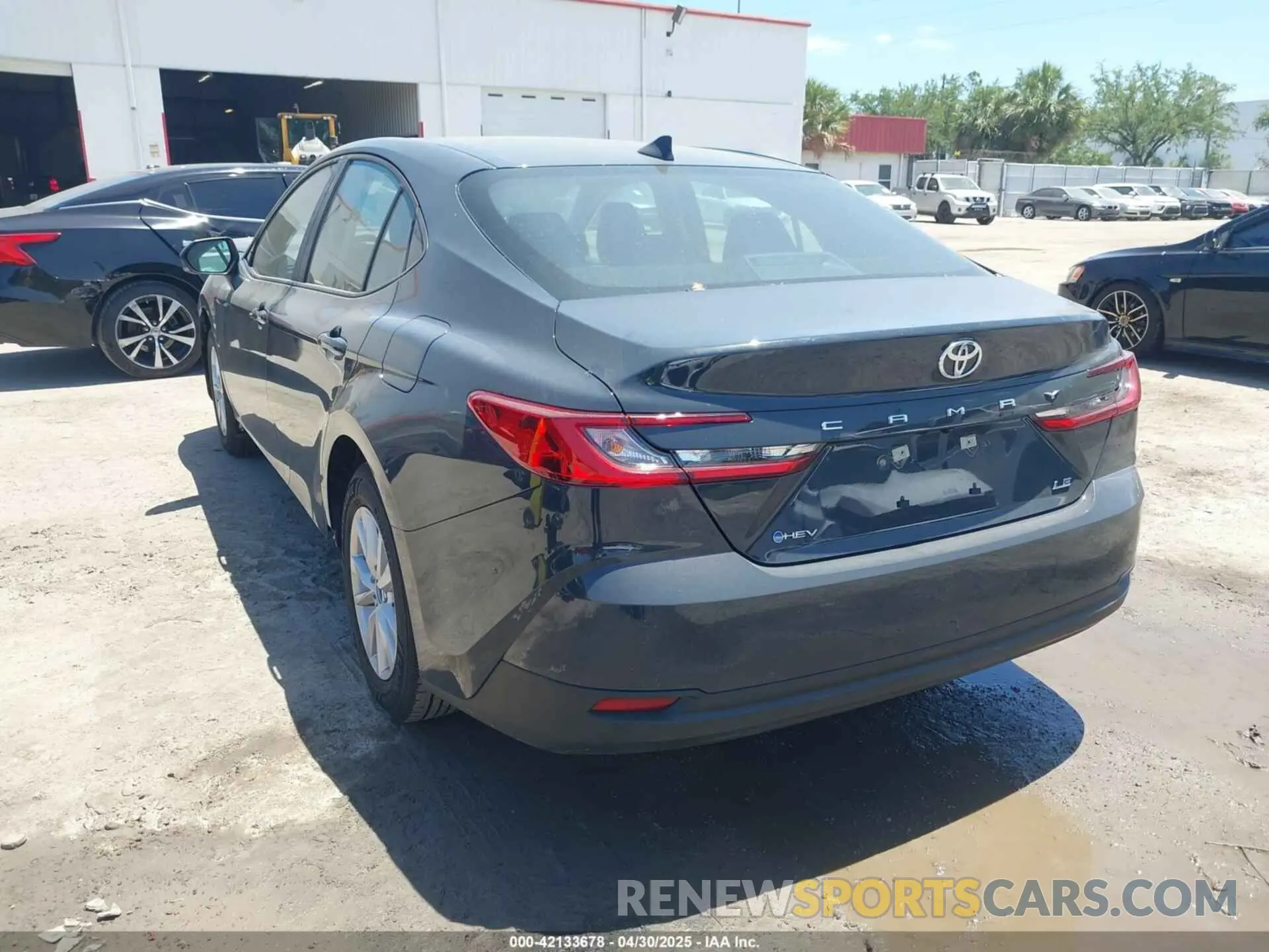 3 Photograph of a damaged car 4T1DAACKXSU573688 TOYOTA CAMRY 2025