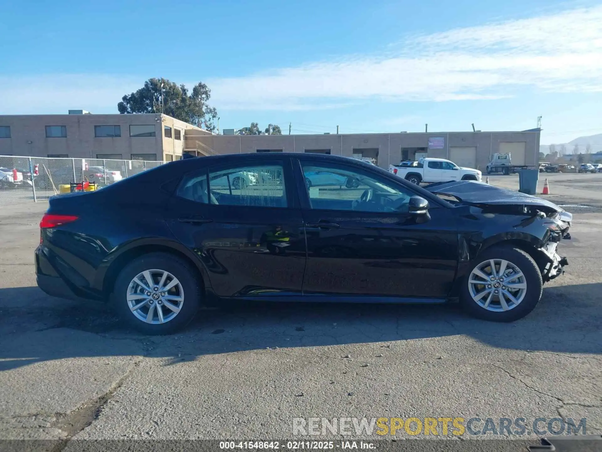 13 Photograph of a damaged car 4T1DAACKXSU576221 TOYOTA CAMRY 2025
