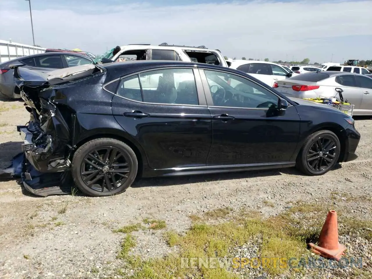 3 Photograph of a damaged car 4T1DAACKXSU582956 TOYOTA CAMRY 2025