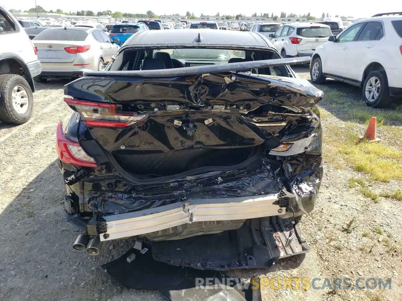 6 Photograph of a damaged car 4T1DAACKXSU582956 TOYOTA CAMRY 2025