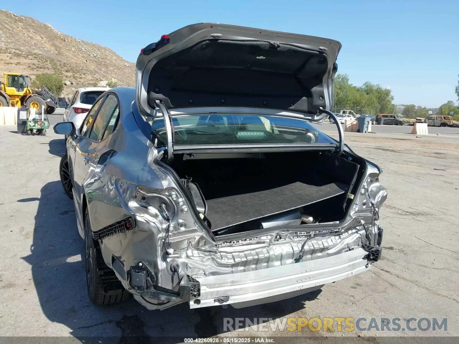 6 Photograph of a damaged car 4T1DAACKXSU599112 TOYOTA CAMRY 2025