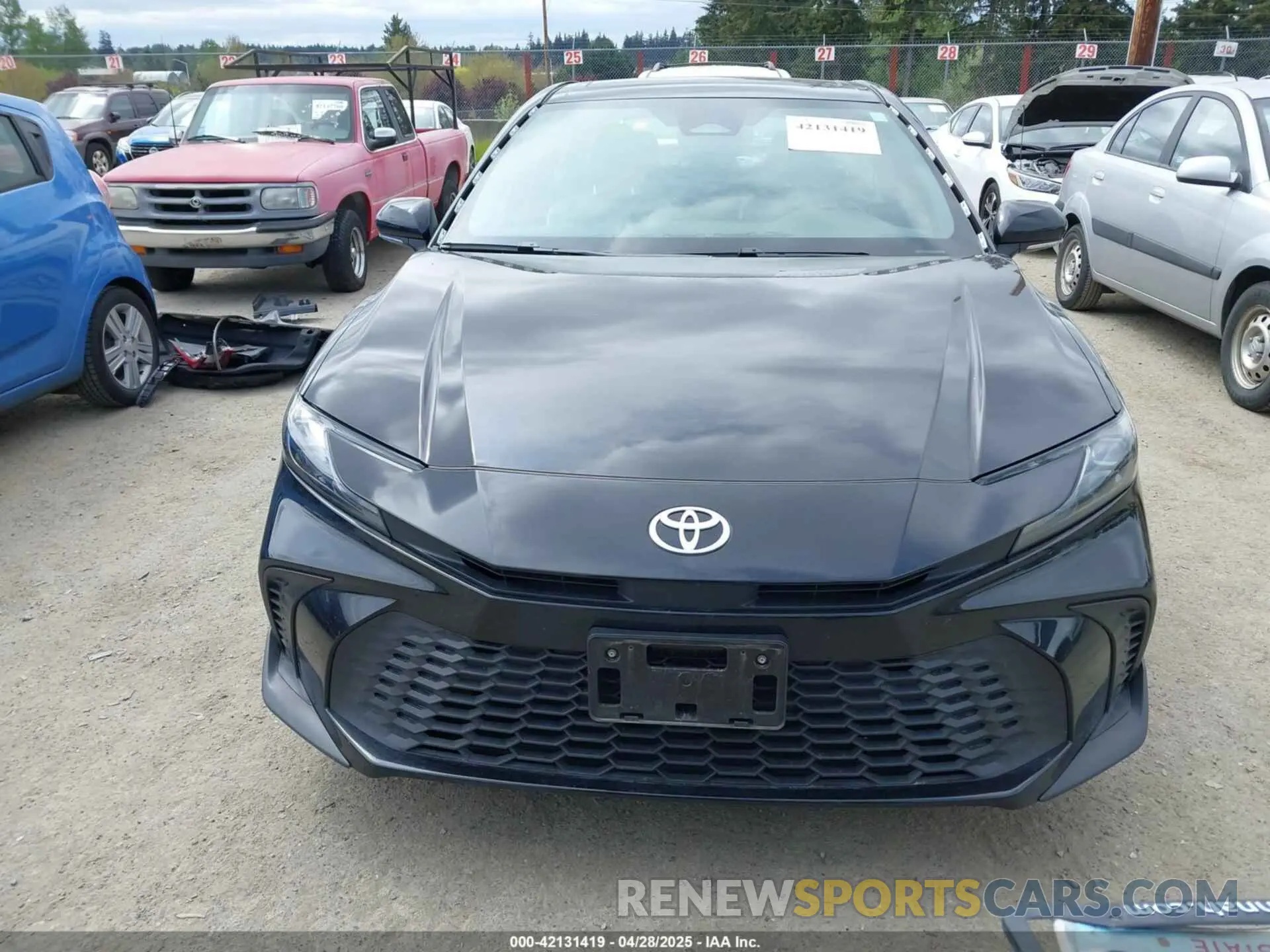 13 Фотография поврежденного автомобиля 4T1DBADK0SU000861 TOYOTA CAMRY 2025