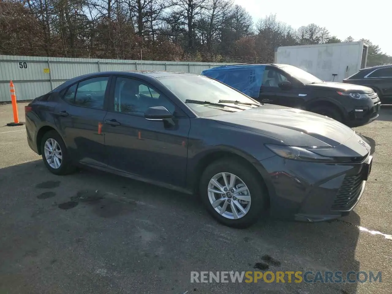 4 Фотография поврежденного автомобиля 4T1DBADK0SU502463 TOYOTA CAMRY 2025